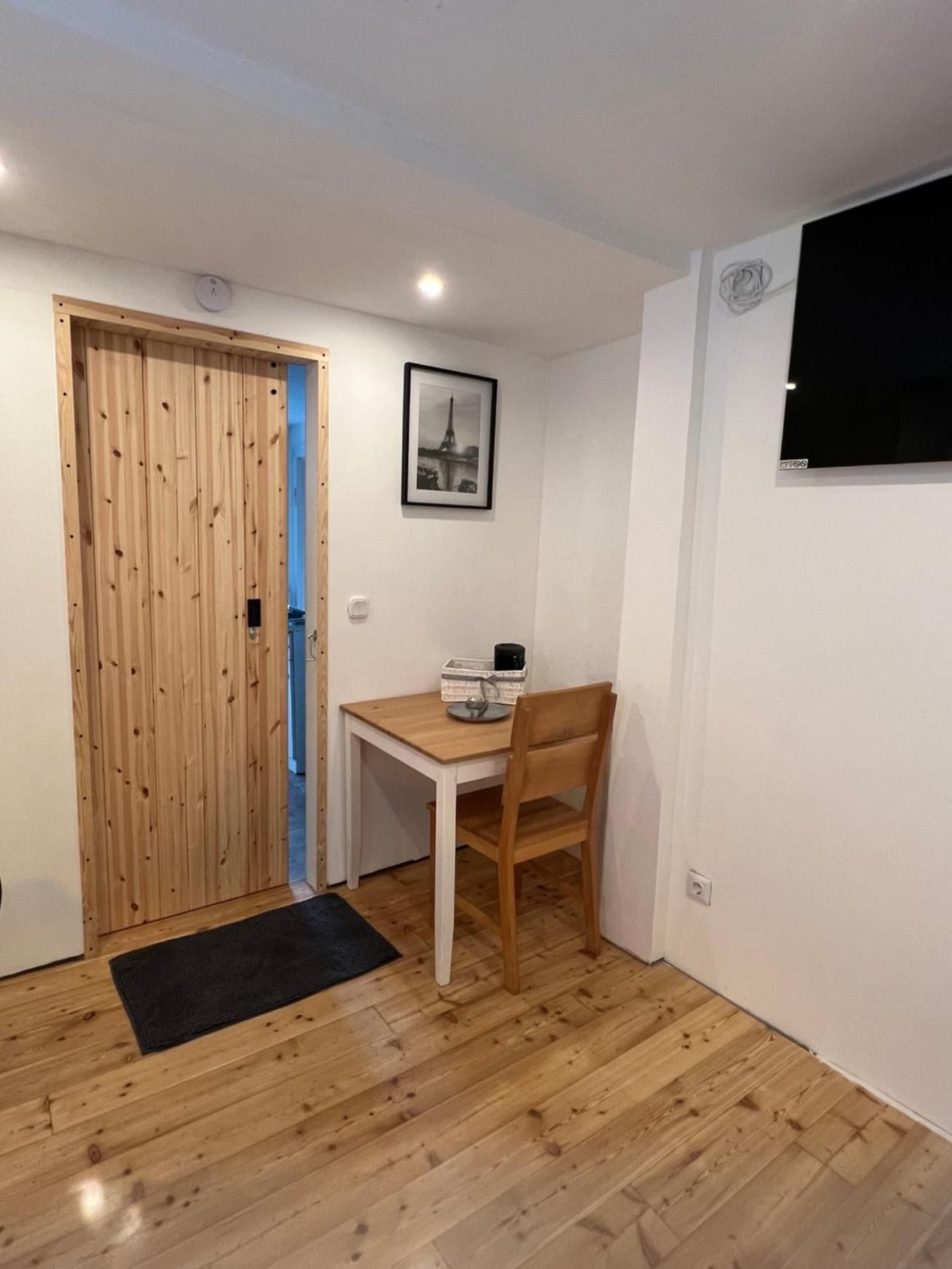 Double Room with Shared Bathroom