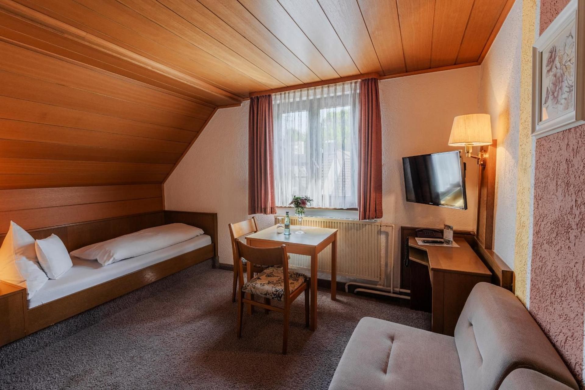 Standard Single Room