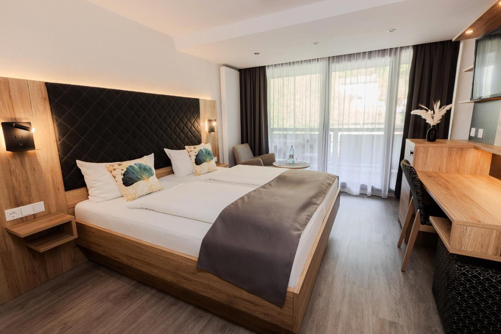 Large Double Room
