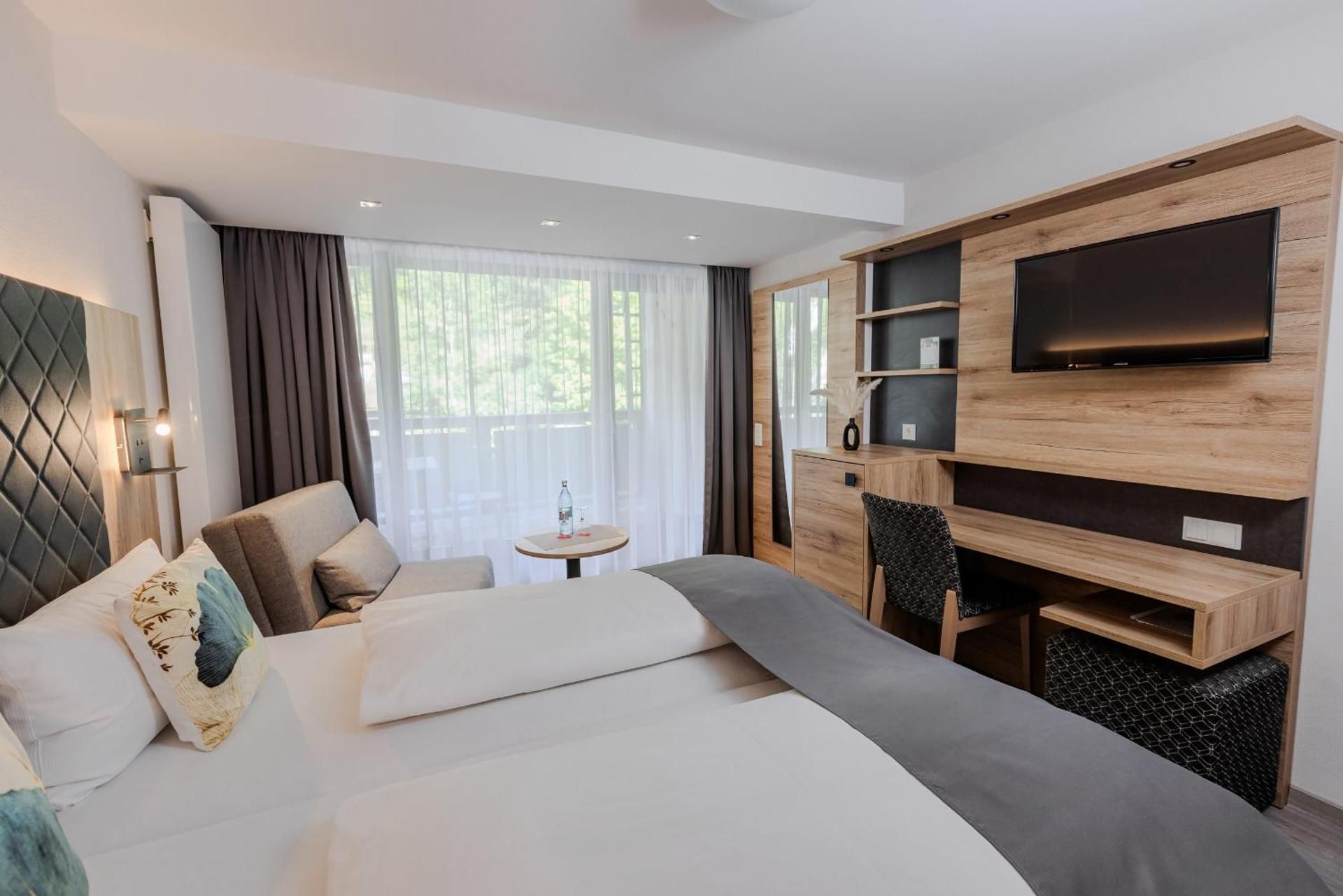 Large Double Room