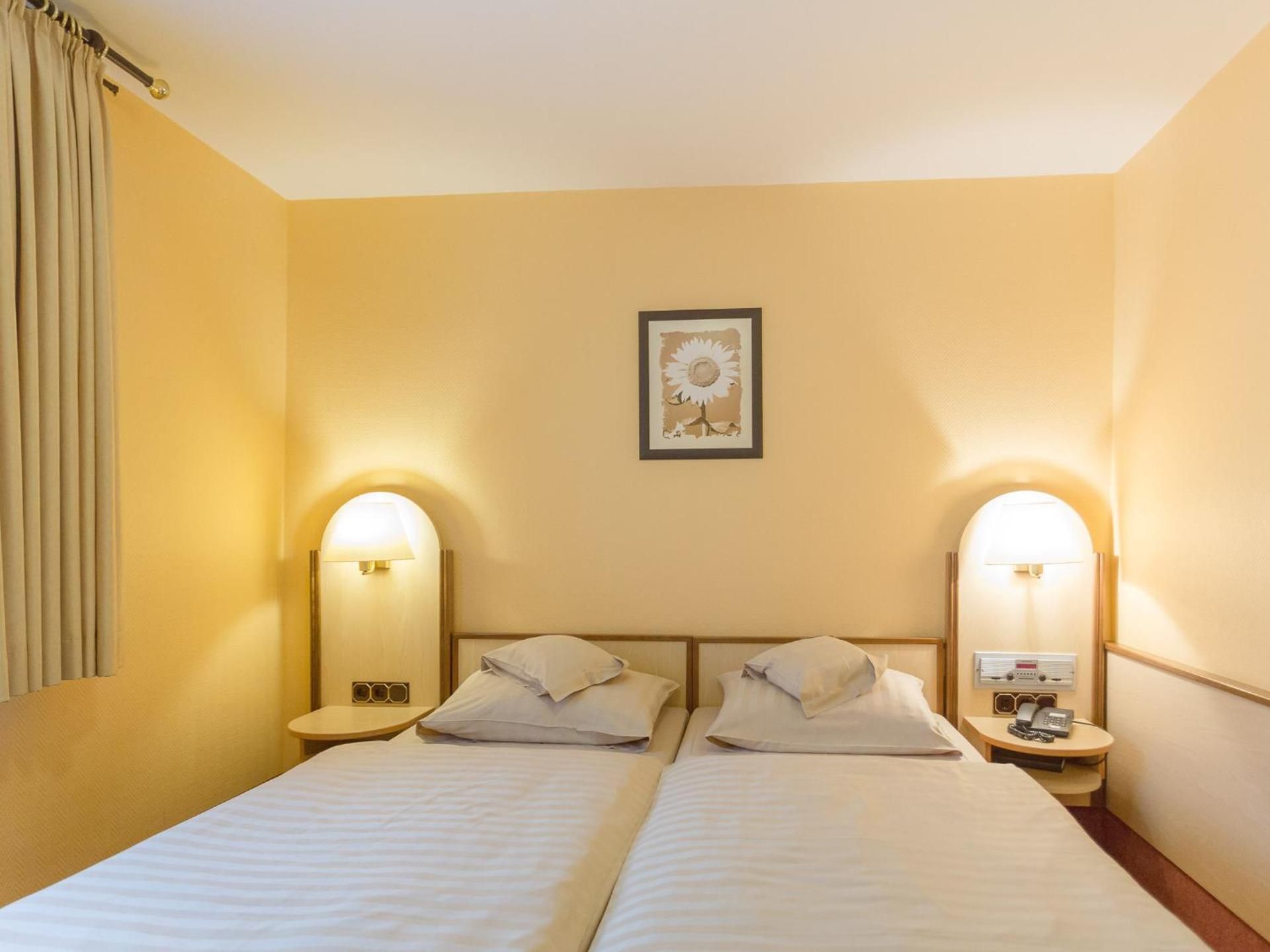 Double Room - Non-Smoking