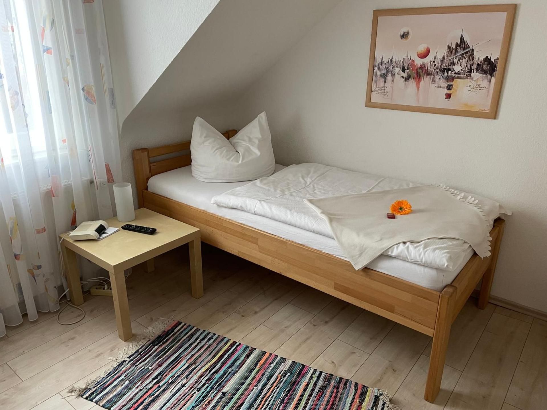 Single Room with Private External Bathroom