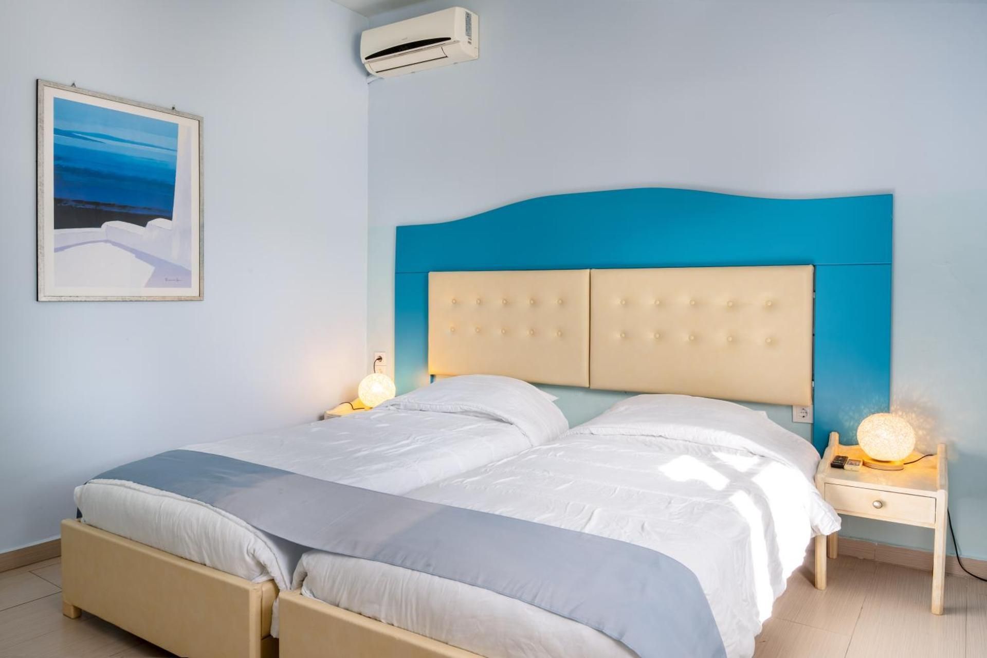 MasouriBlu Boutique Hotel