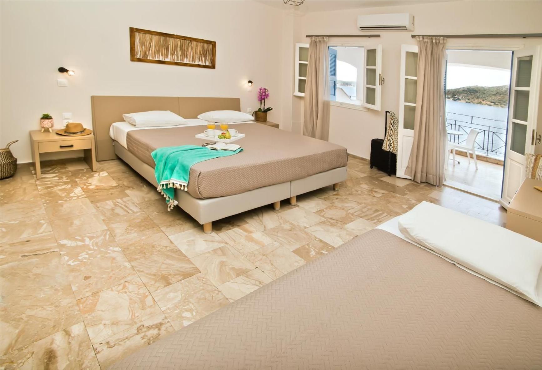 Studio with Sea View (3 Adults)