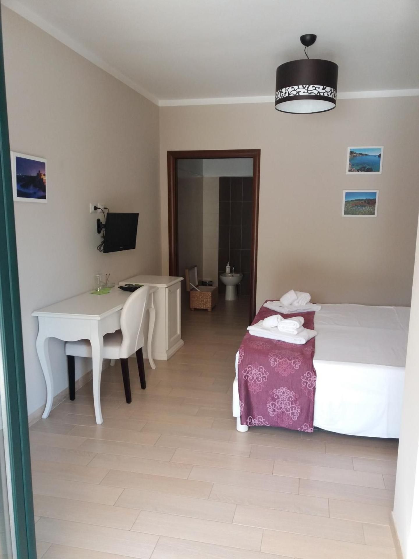Double or Twin Room - Disability Access