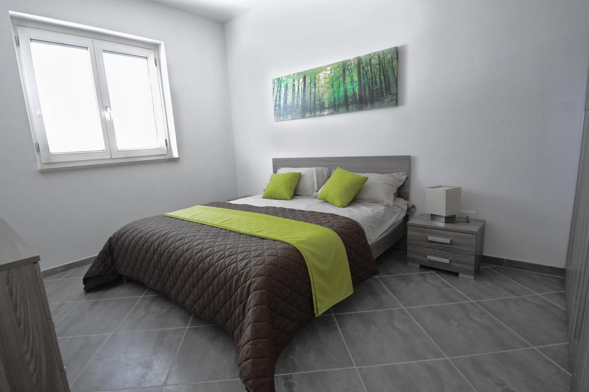 One-Bedroom Apartment with Garden View