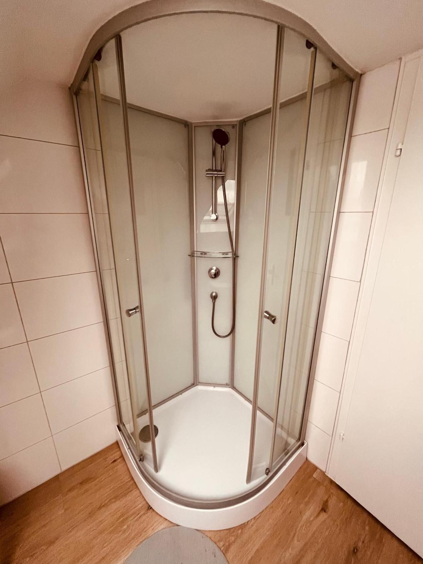 GR Appartements Two-Bedroom Apartment with City View