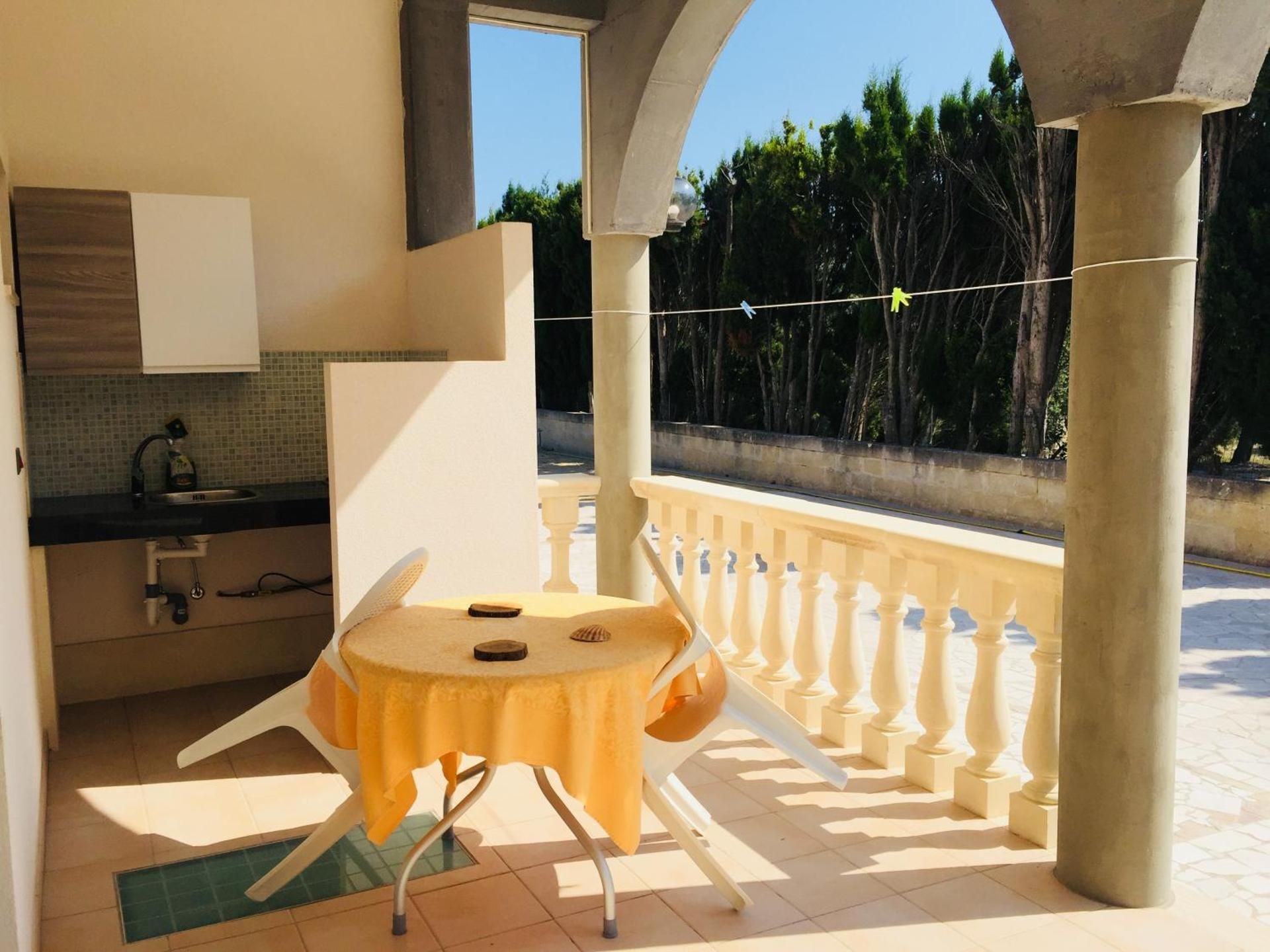 Studio Apartment with One Double Bed