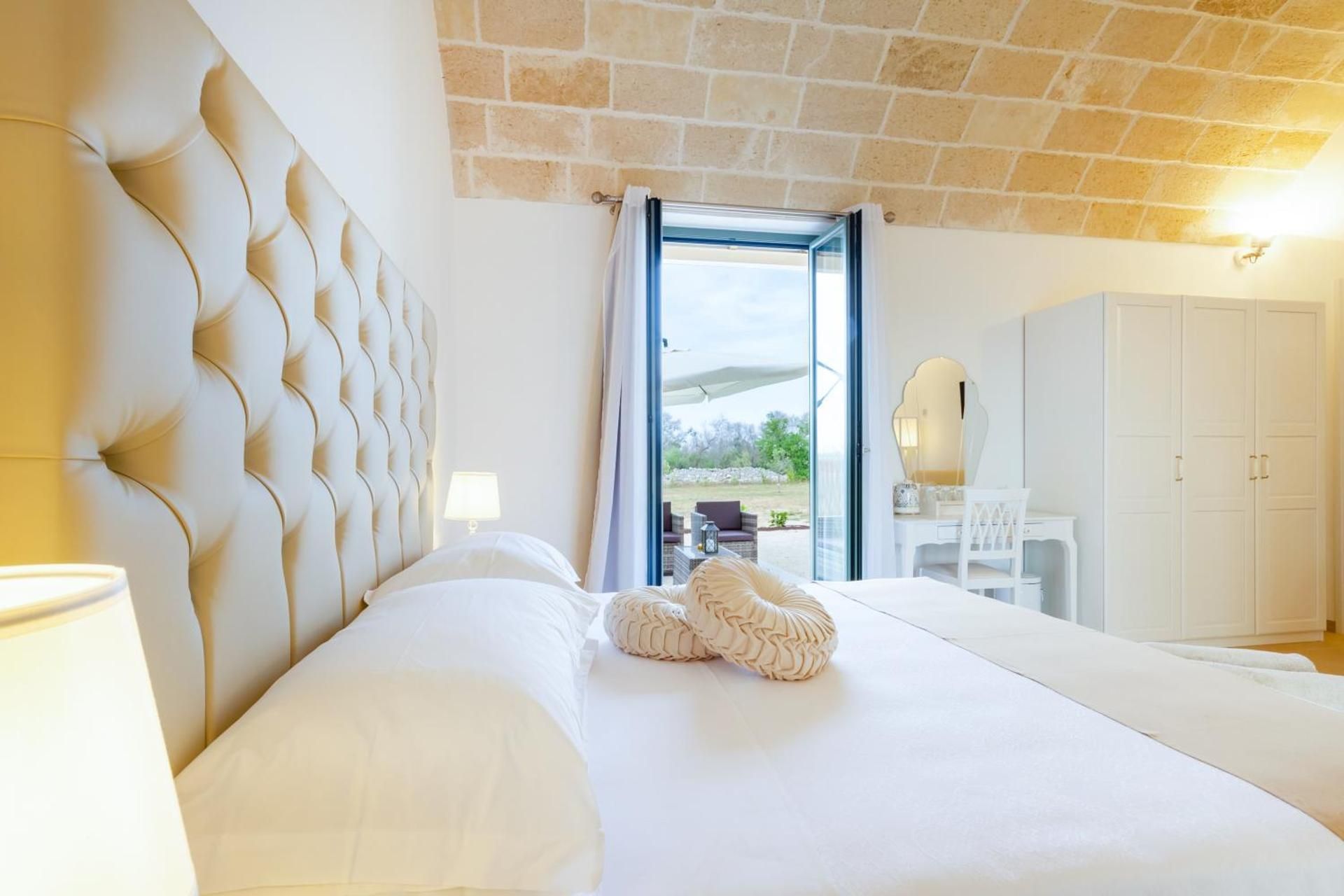 Deluxe Double or Twin Room with Garden View