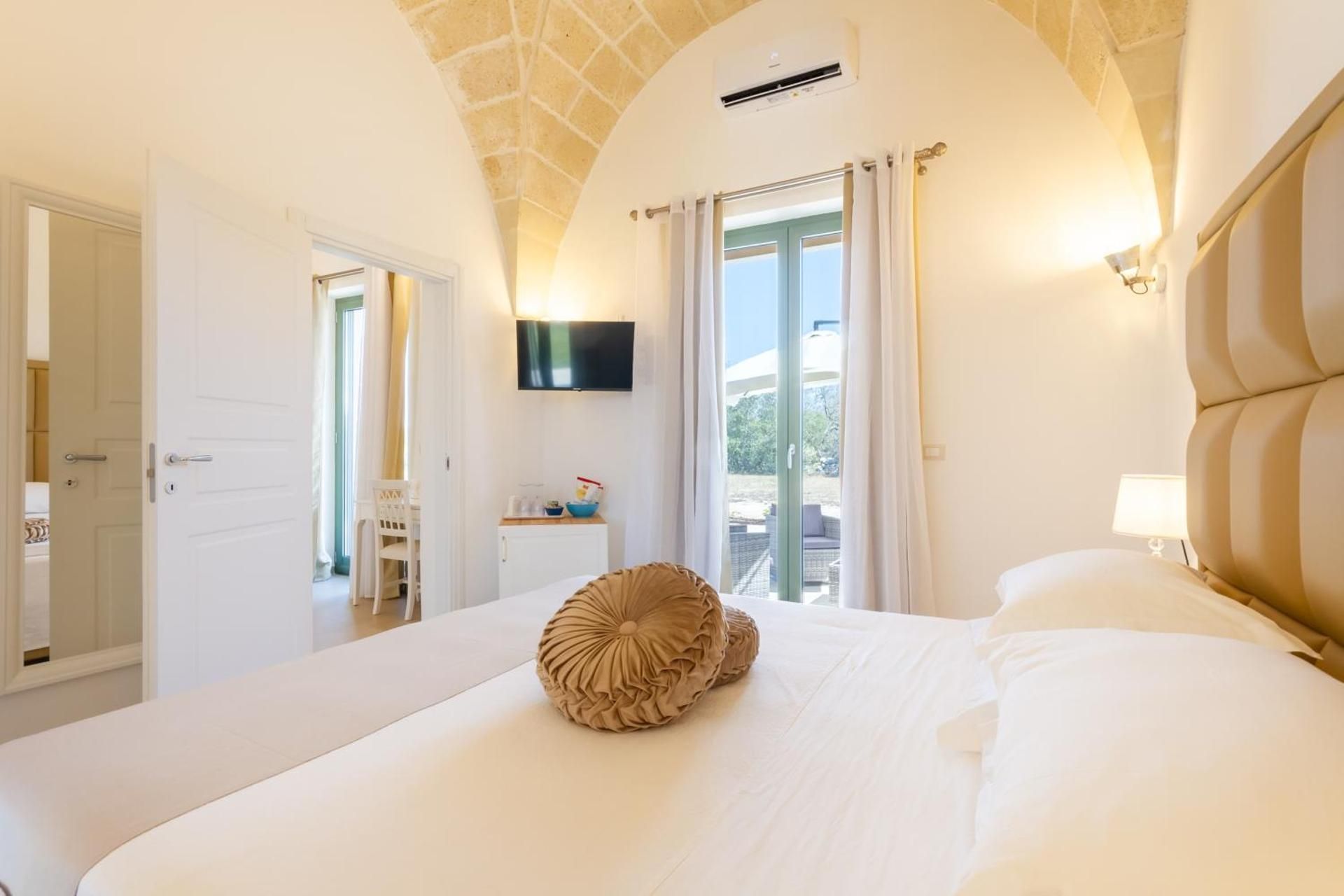 Junior Suite with Garden View