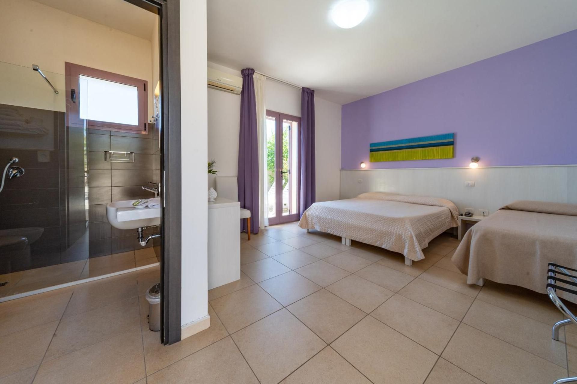 Triple Room