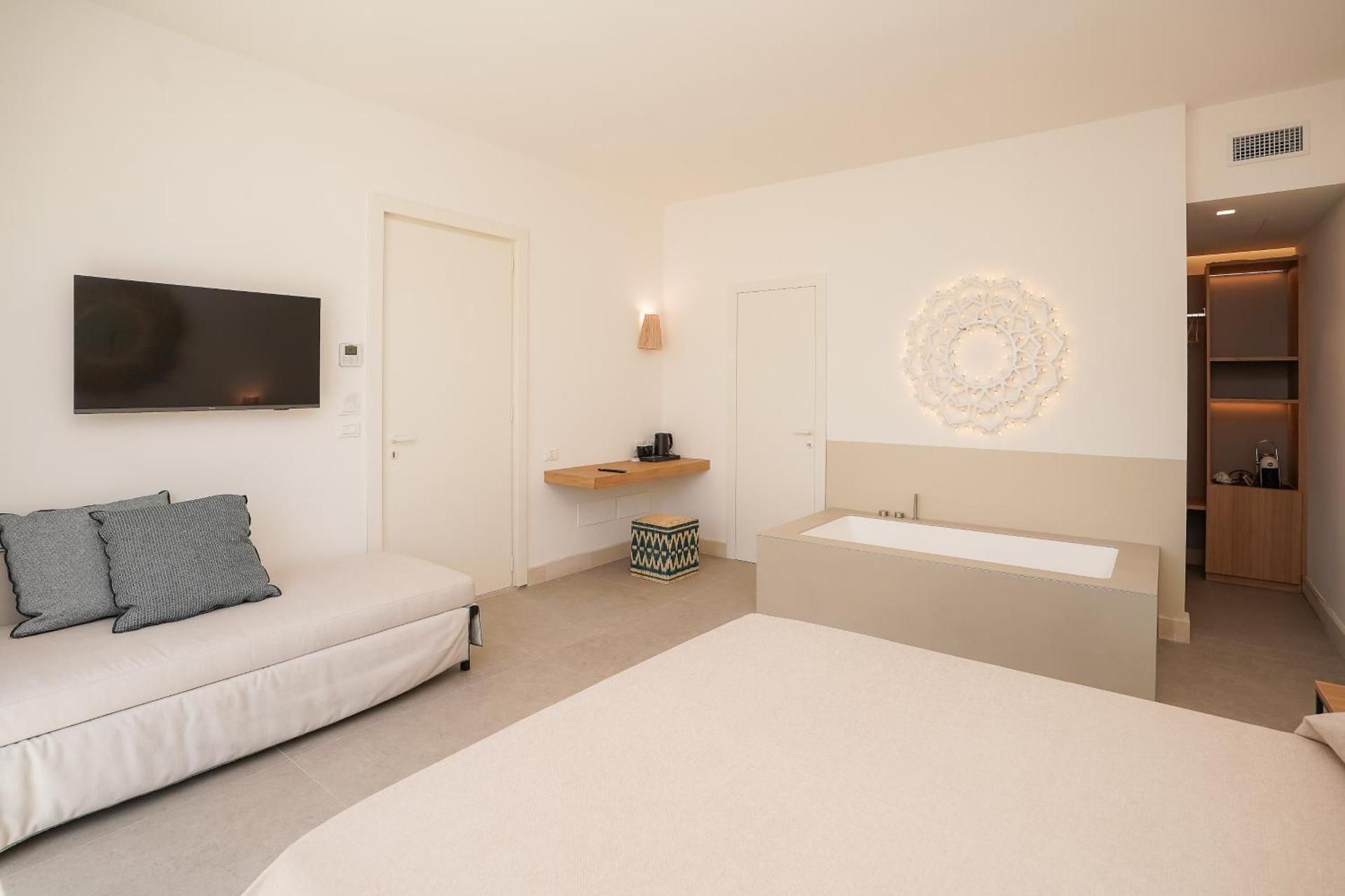Double Room with Spa Bath