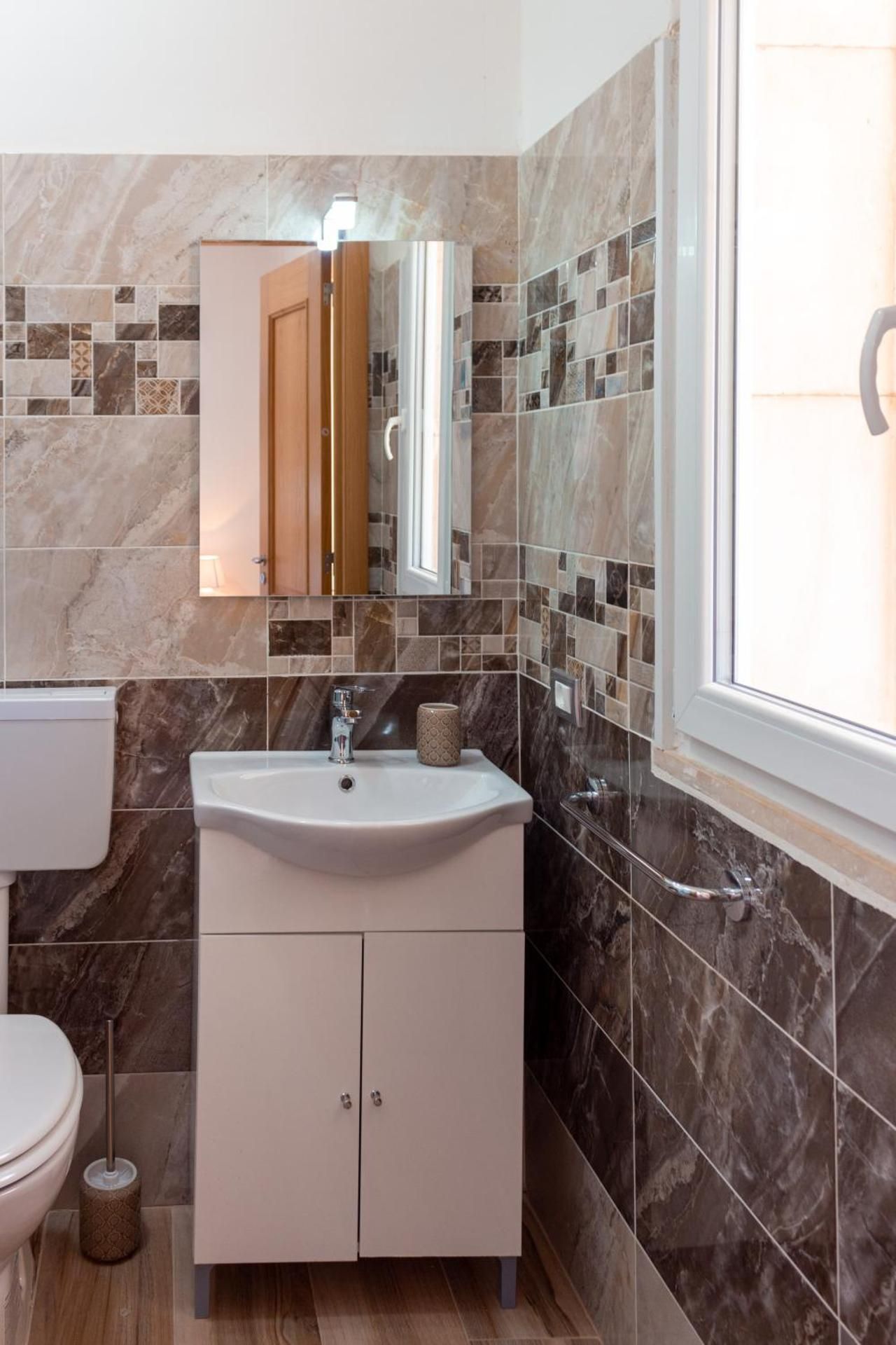 Comfort Triple Room with Shower