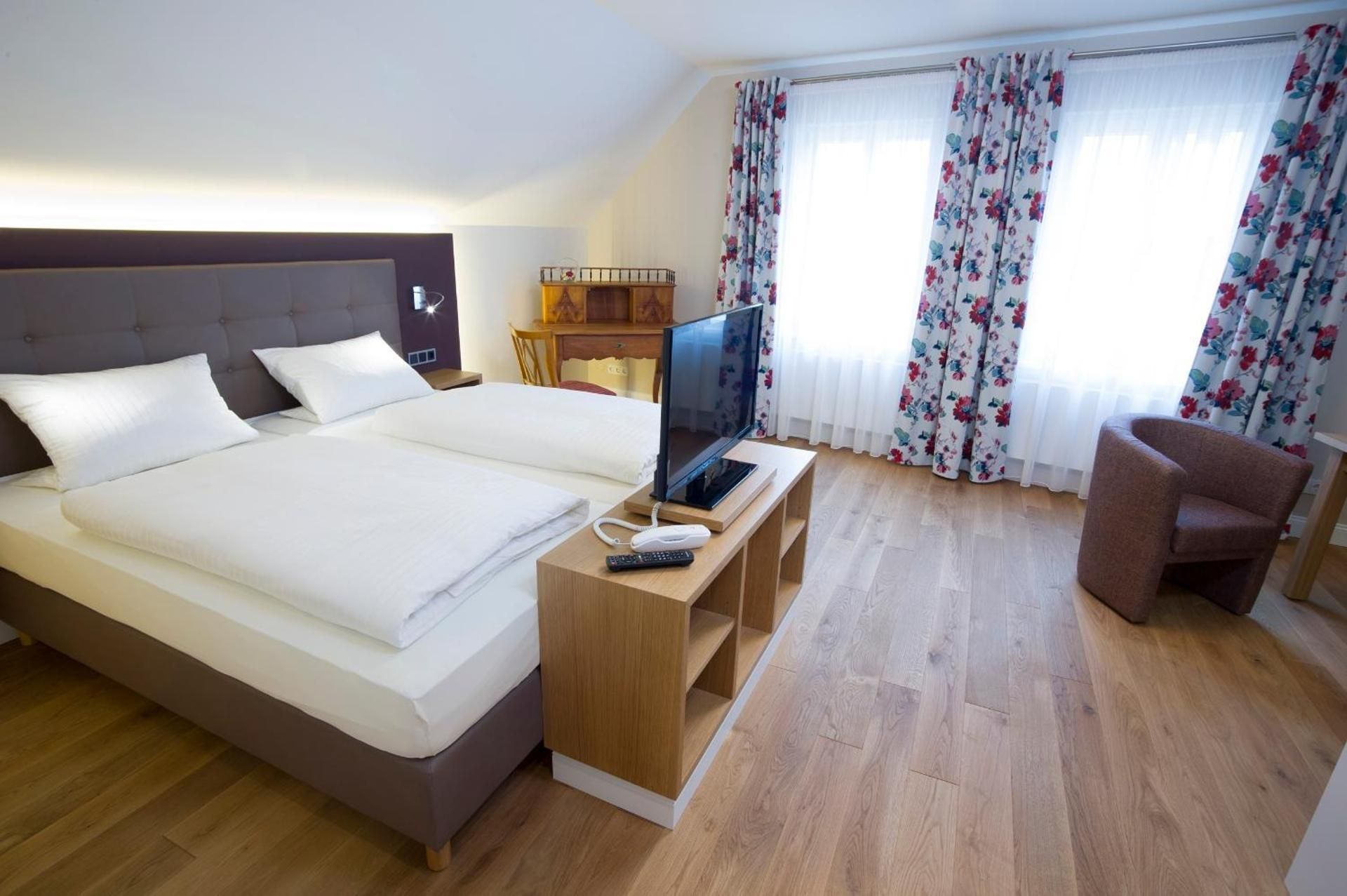 Double Room with Private Bathroom