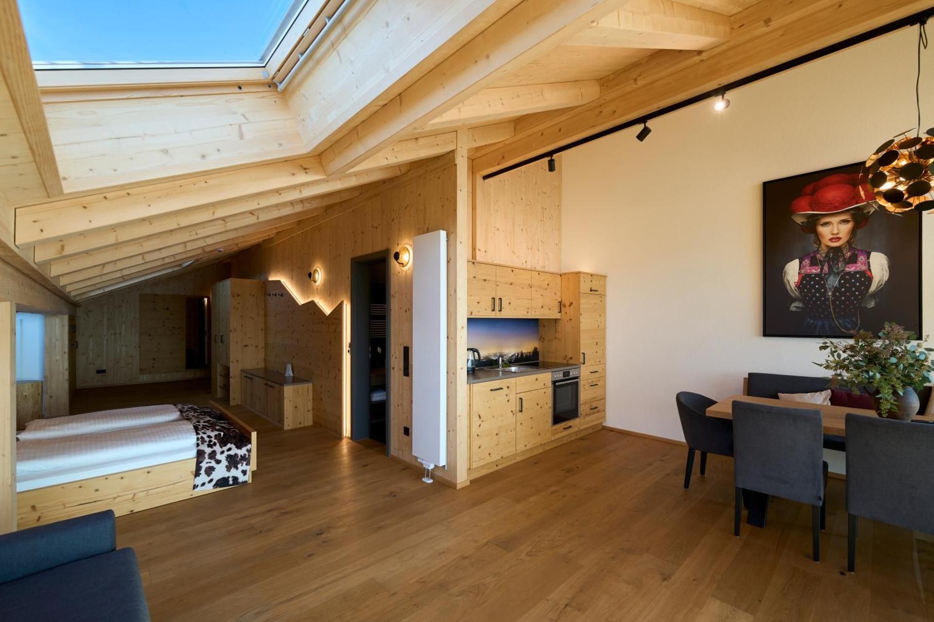 Suite with Mountain View