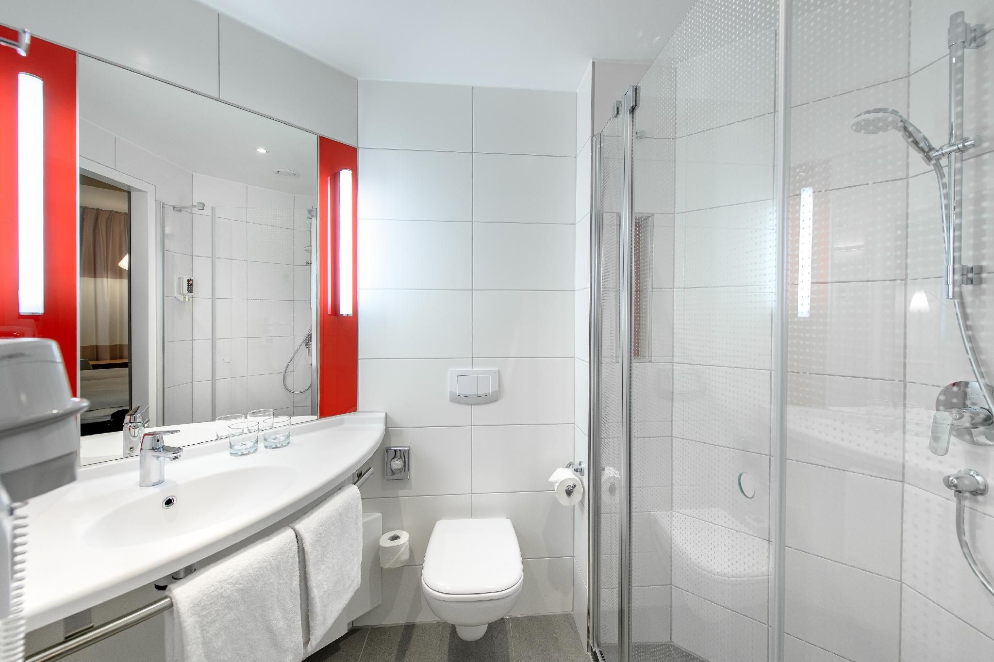 ibis Landshut City Superior Room with 1 Double Bed 2