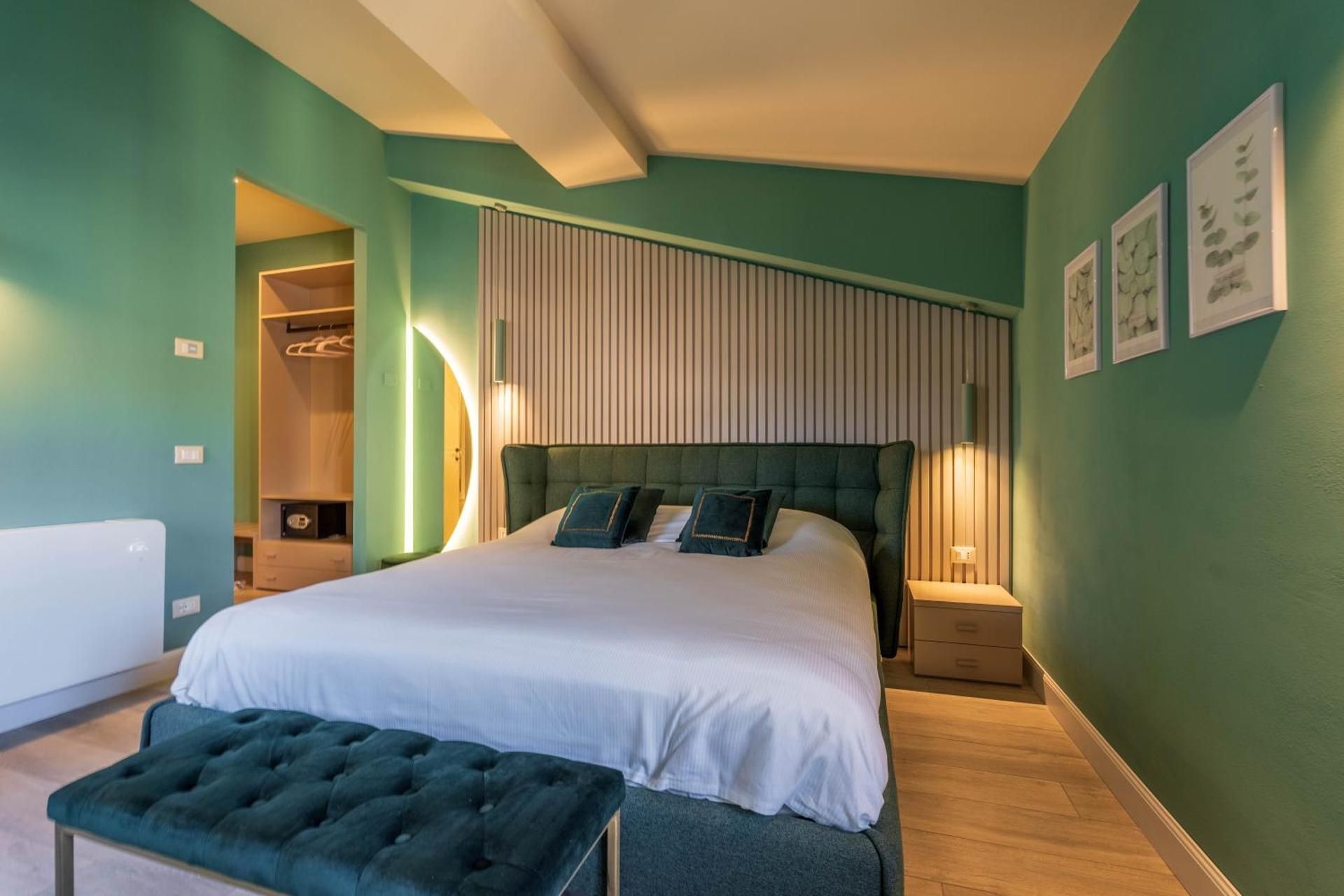 King Room