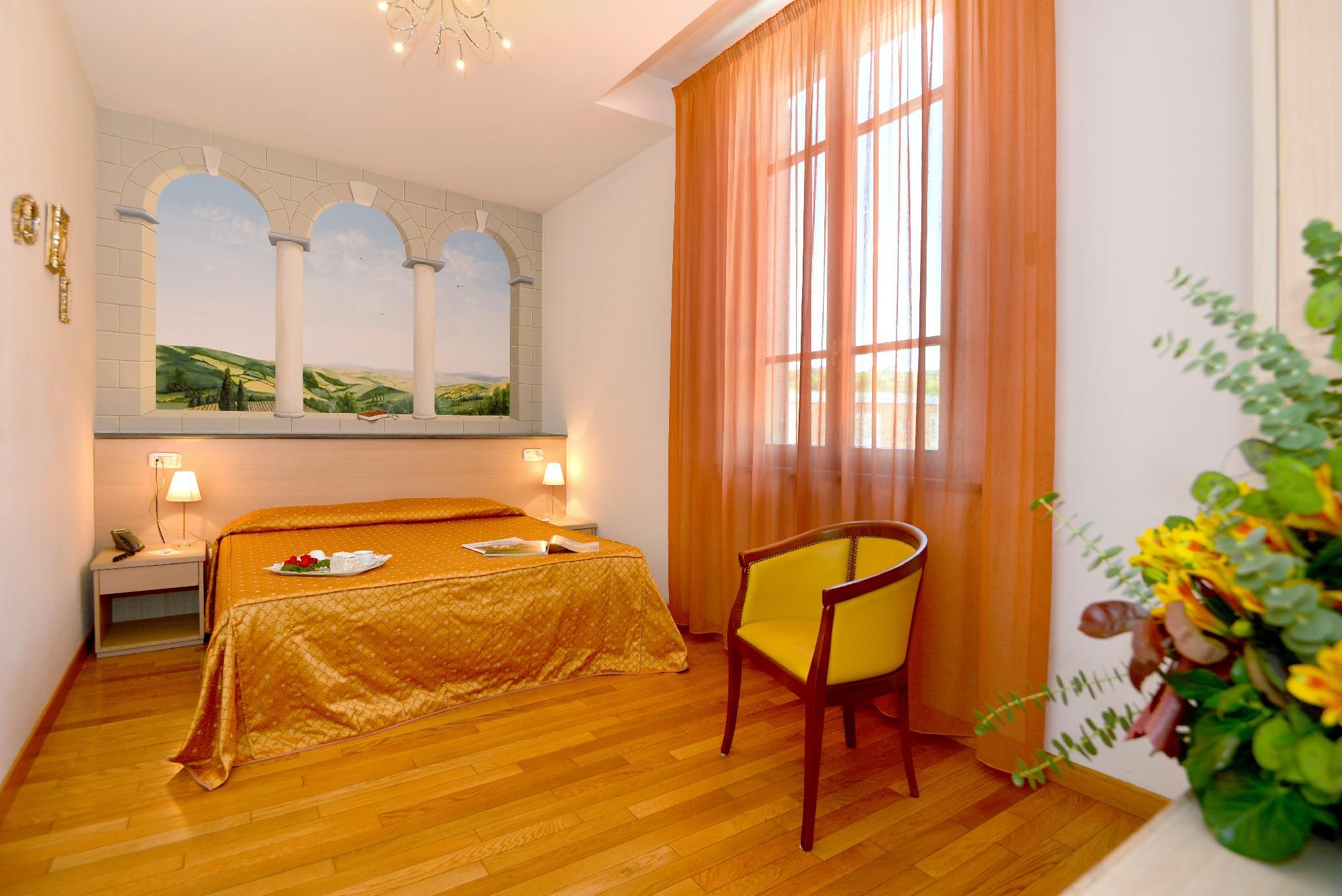 Hotel La Colonna Siena Exterior View Double Room