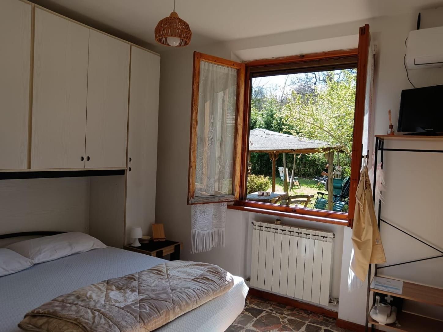 Double Room with Shared Bathroom