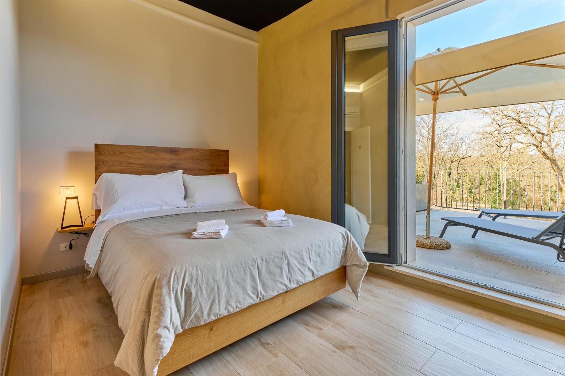 Double Room with Terrace