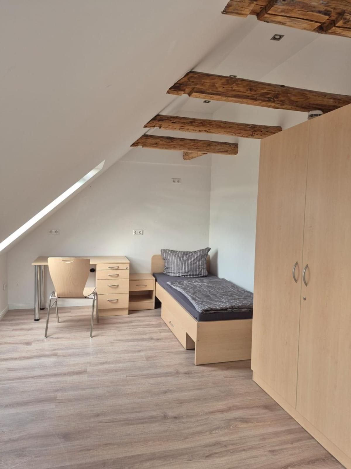 Economy Twin Room