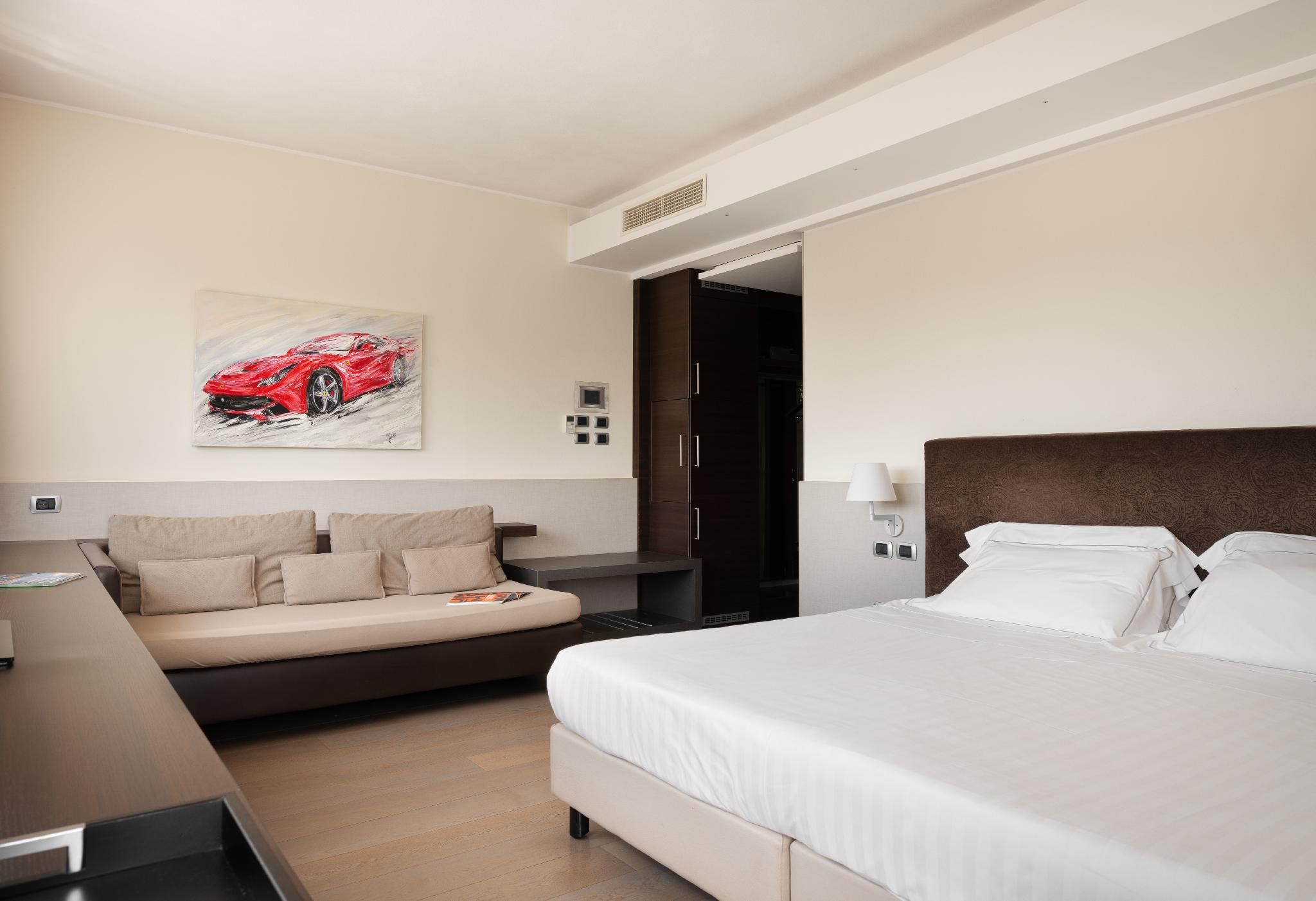 RMH MODENA DES ARTS Junior Suite 2