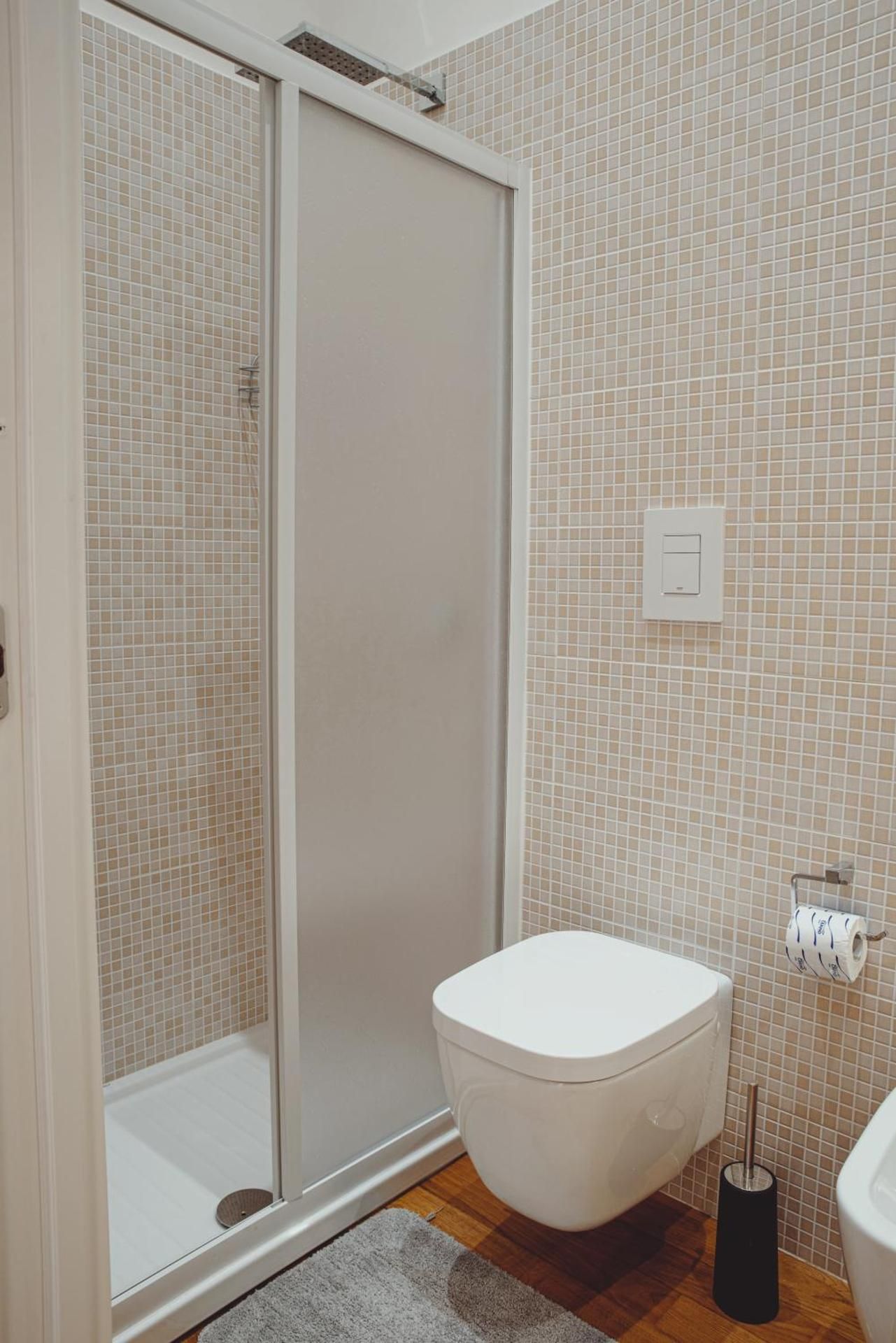 Royal Palace B&B Deluxe King Room 2