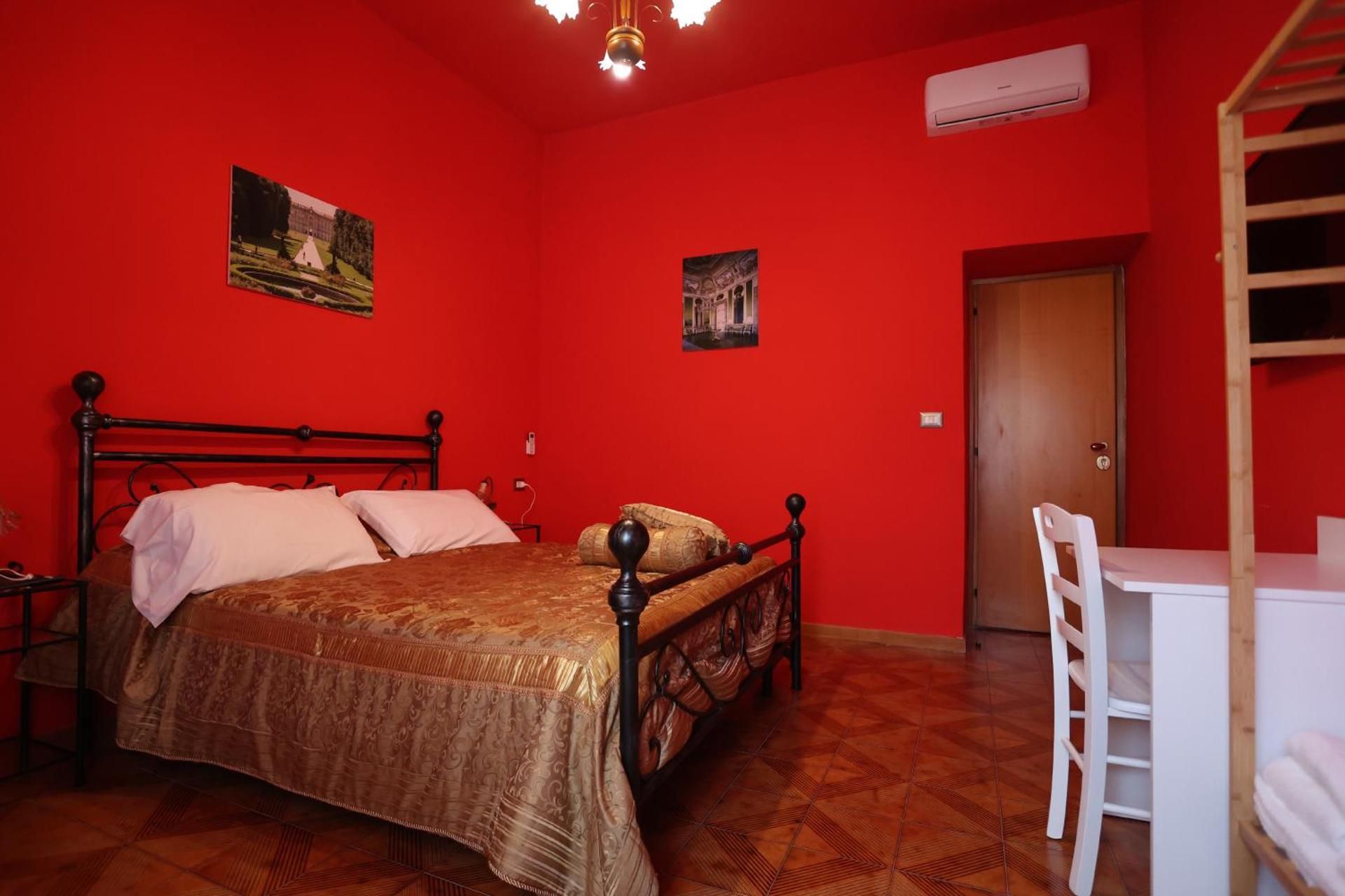 Queen Room with Shared Bathroom
