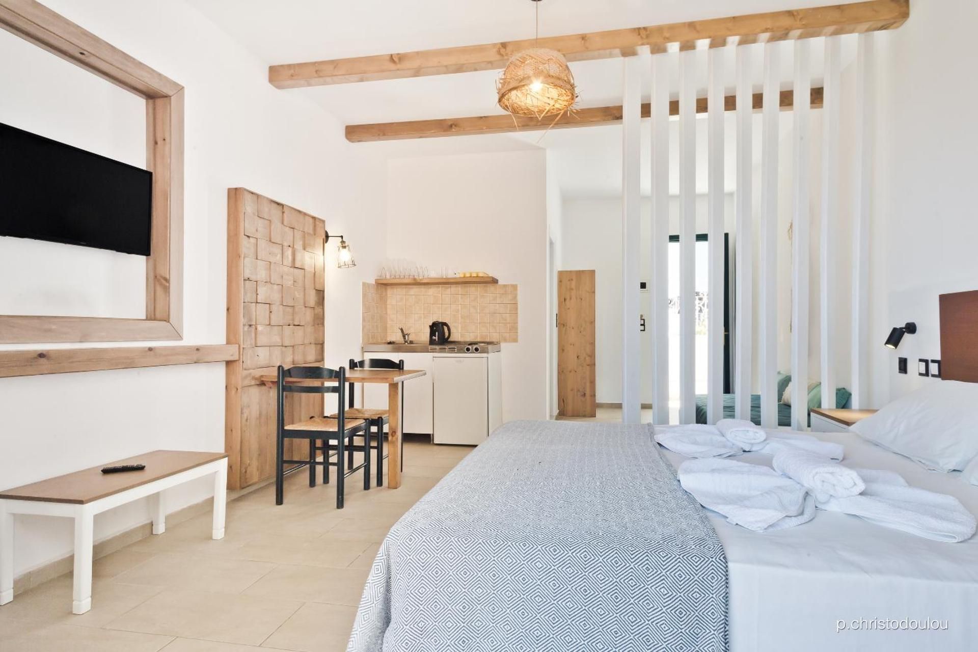 Double Room with Balcony and Sea View