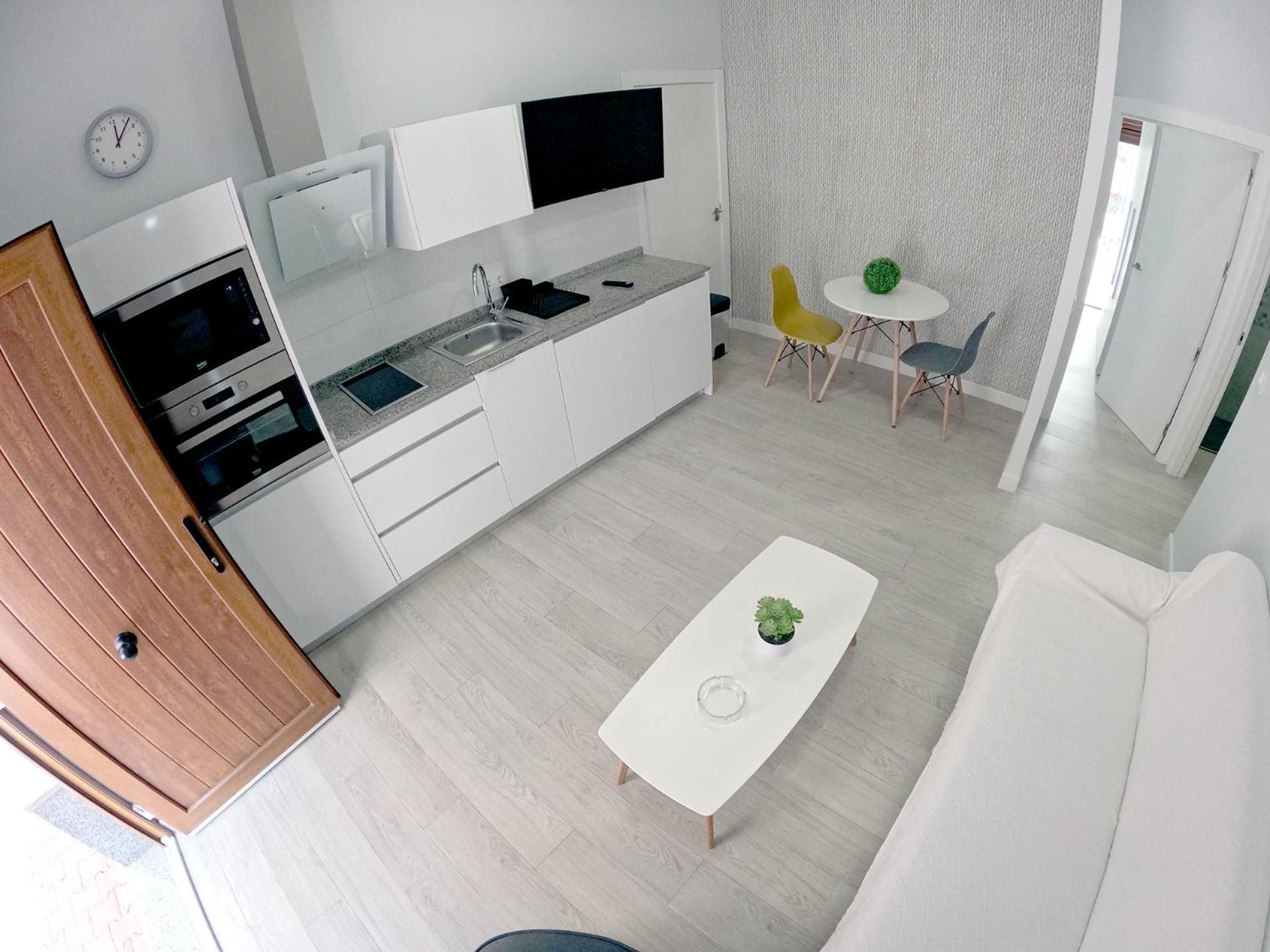 One-Bedroom Apartment