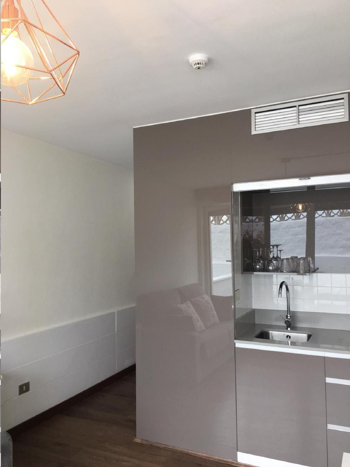 Apartamentos El Caserio                                                          Dúplex-Baño Privado-Vista a parte del mar-Sunset 3