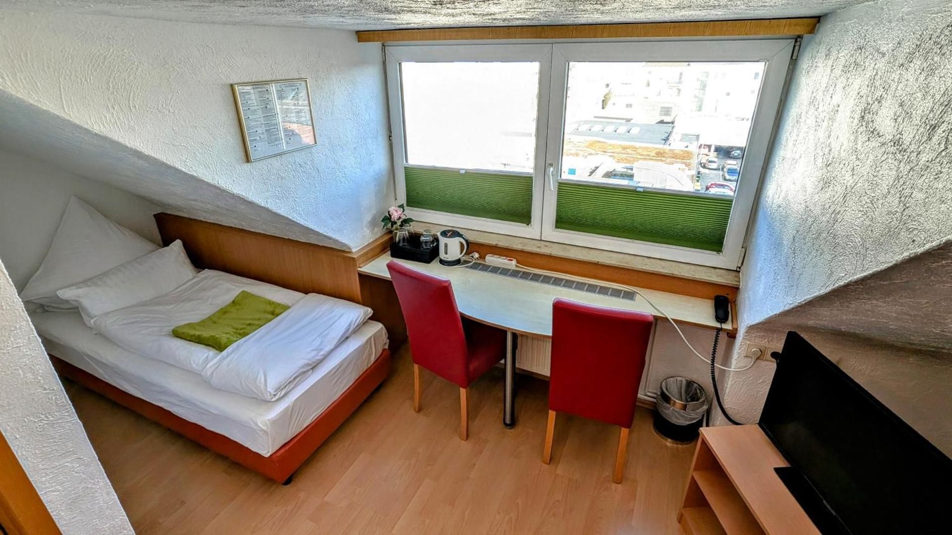 Budget Twin Room