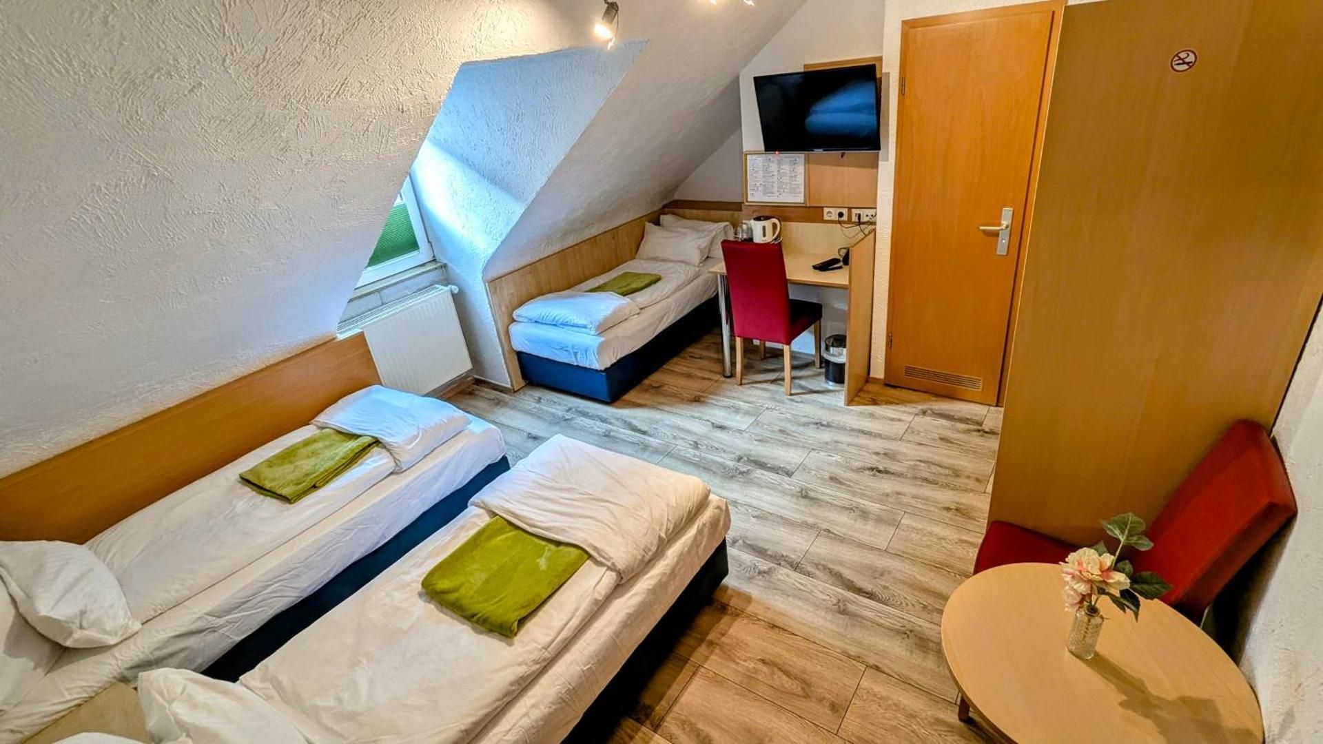 Budget Triple Room