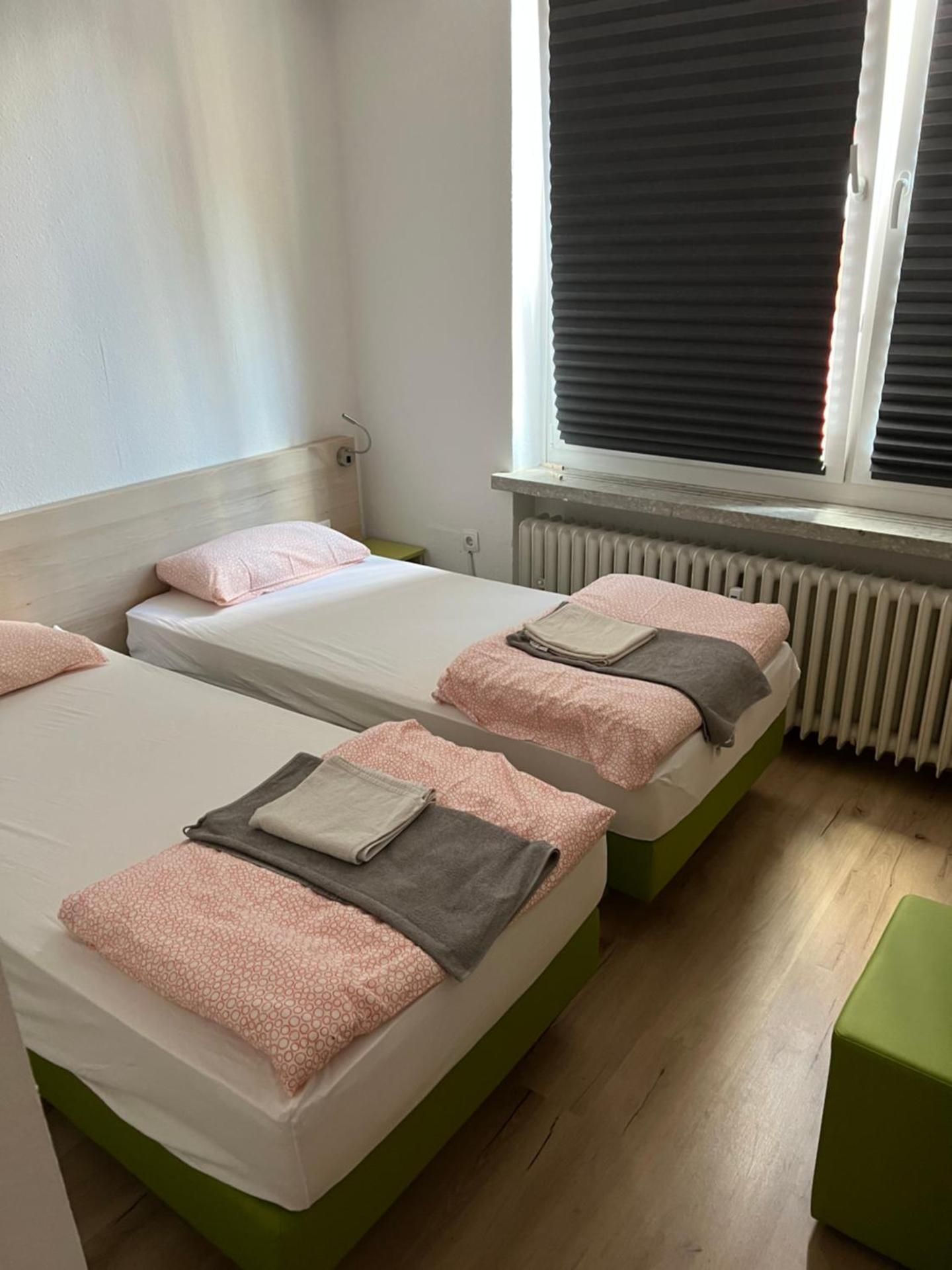 Basic Triple Room with Shared Bathroom