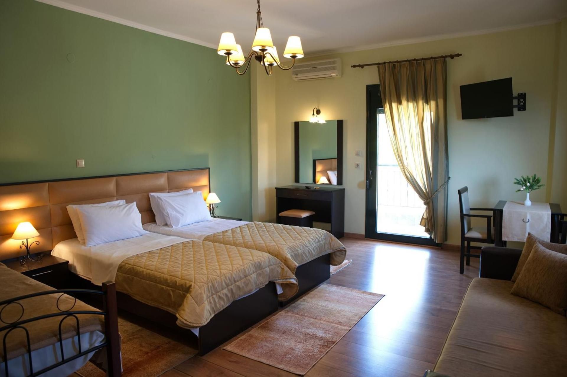 Superior King Room