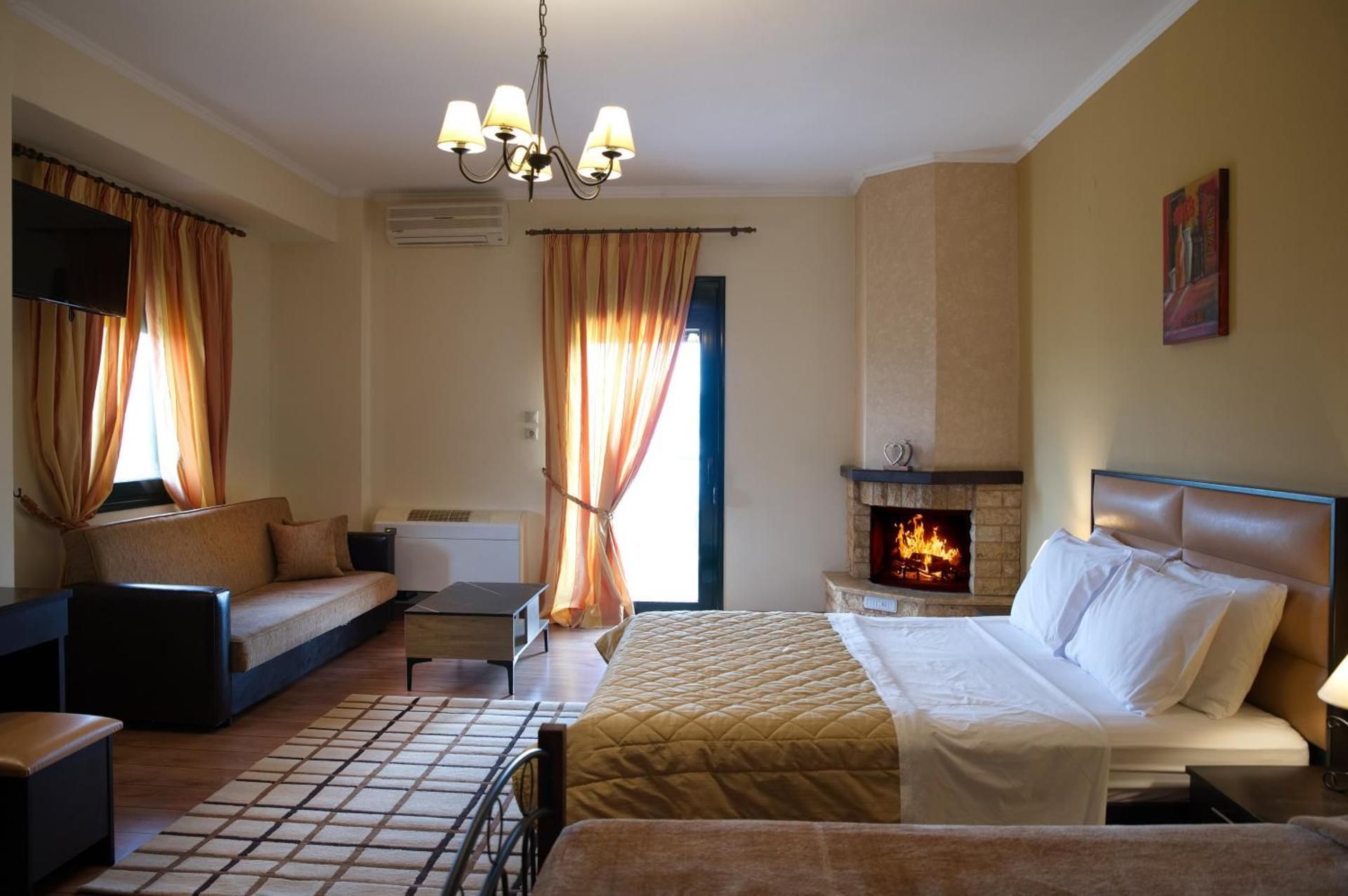 Deluxe King Room