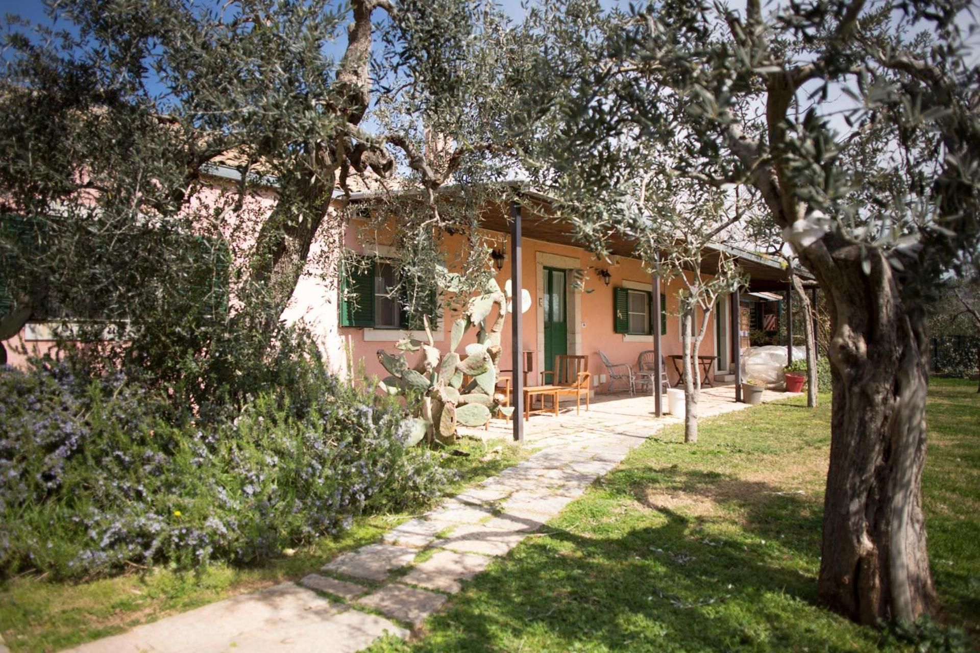 Signor Cesare Agrobistrot B&B