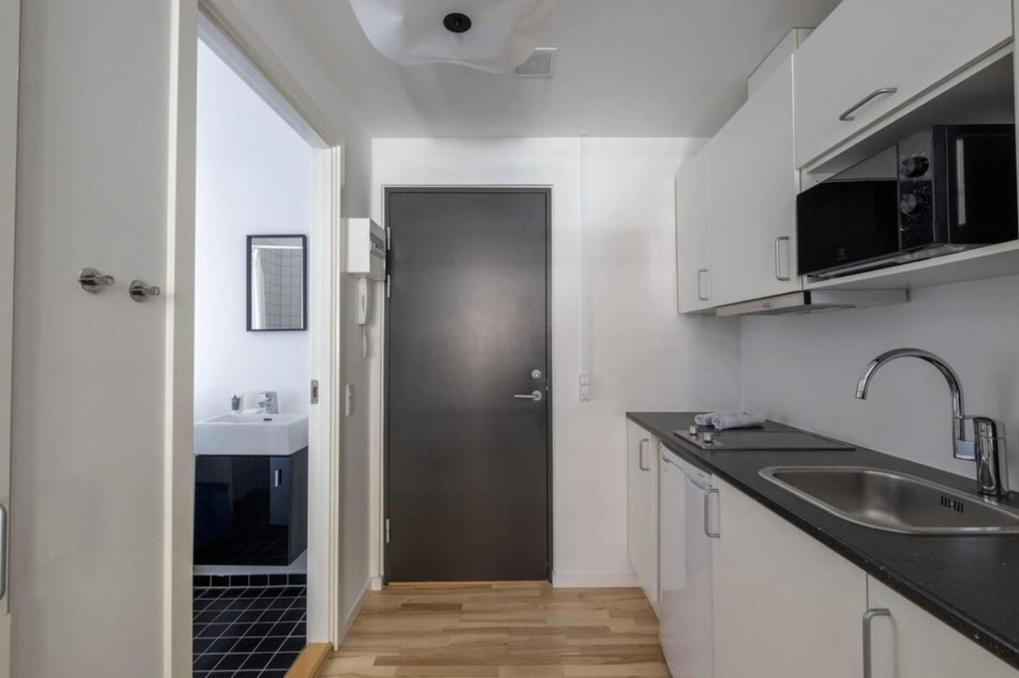 Studio Apartment