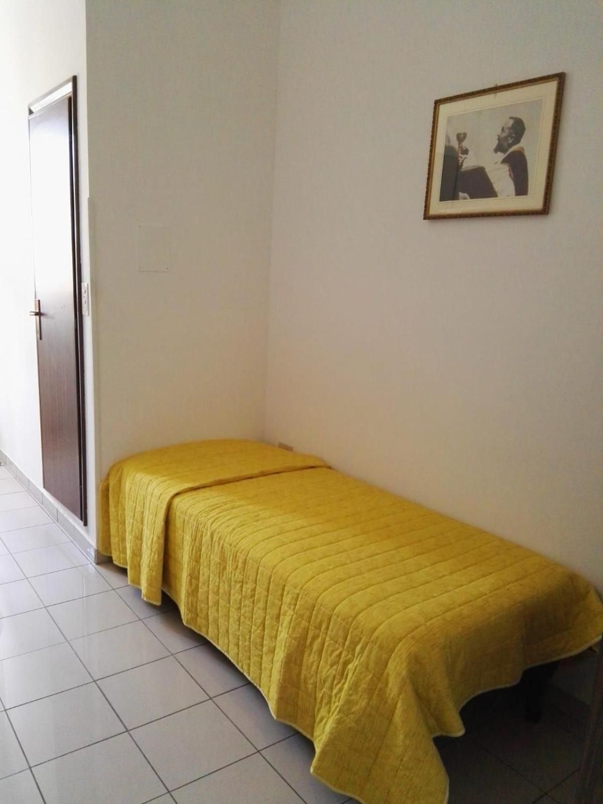 Single Room With Private Bathroom