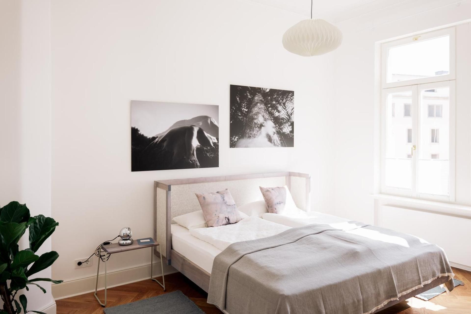 Apartment 003