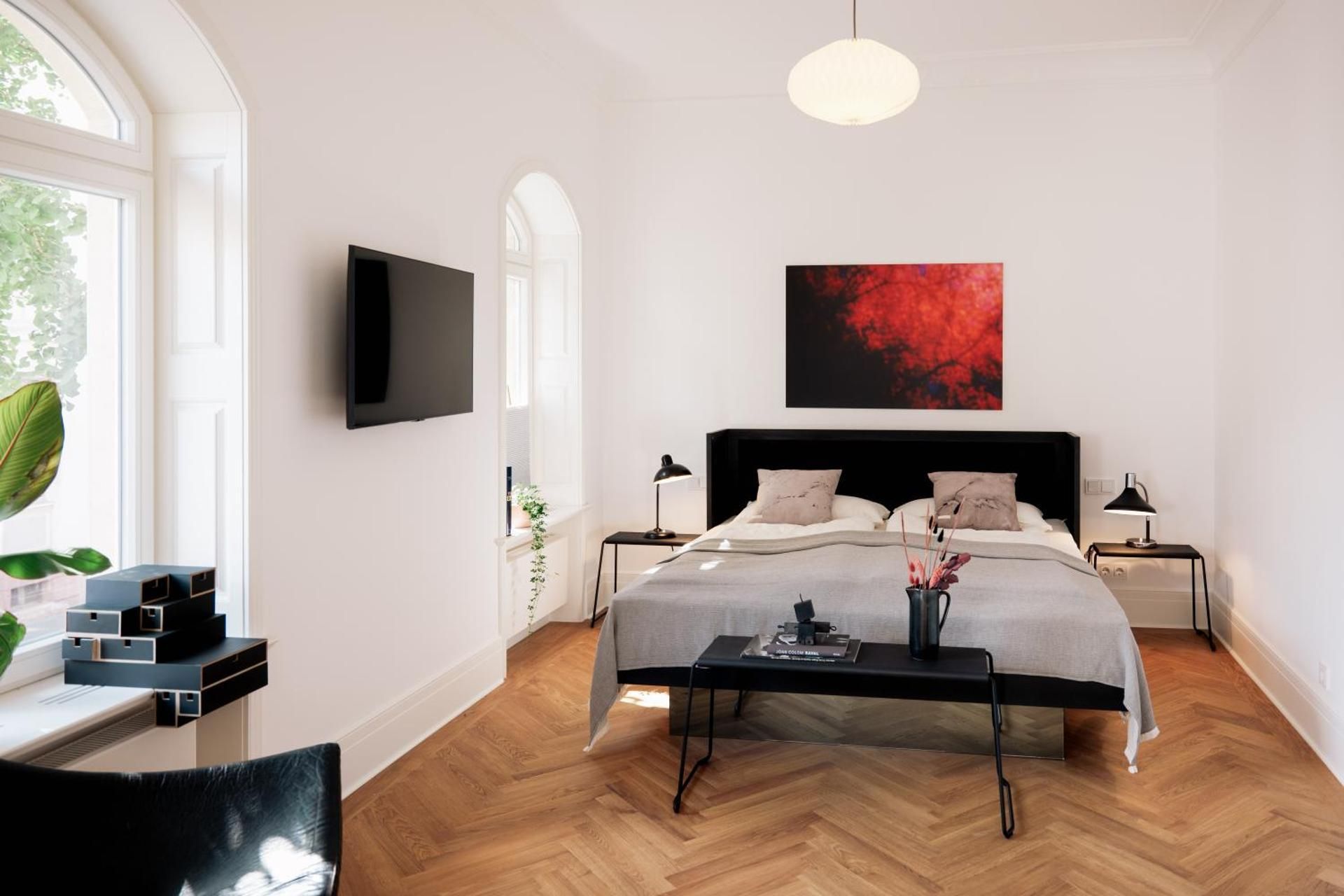 Apartment 002