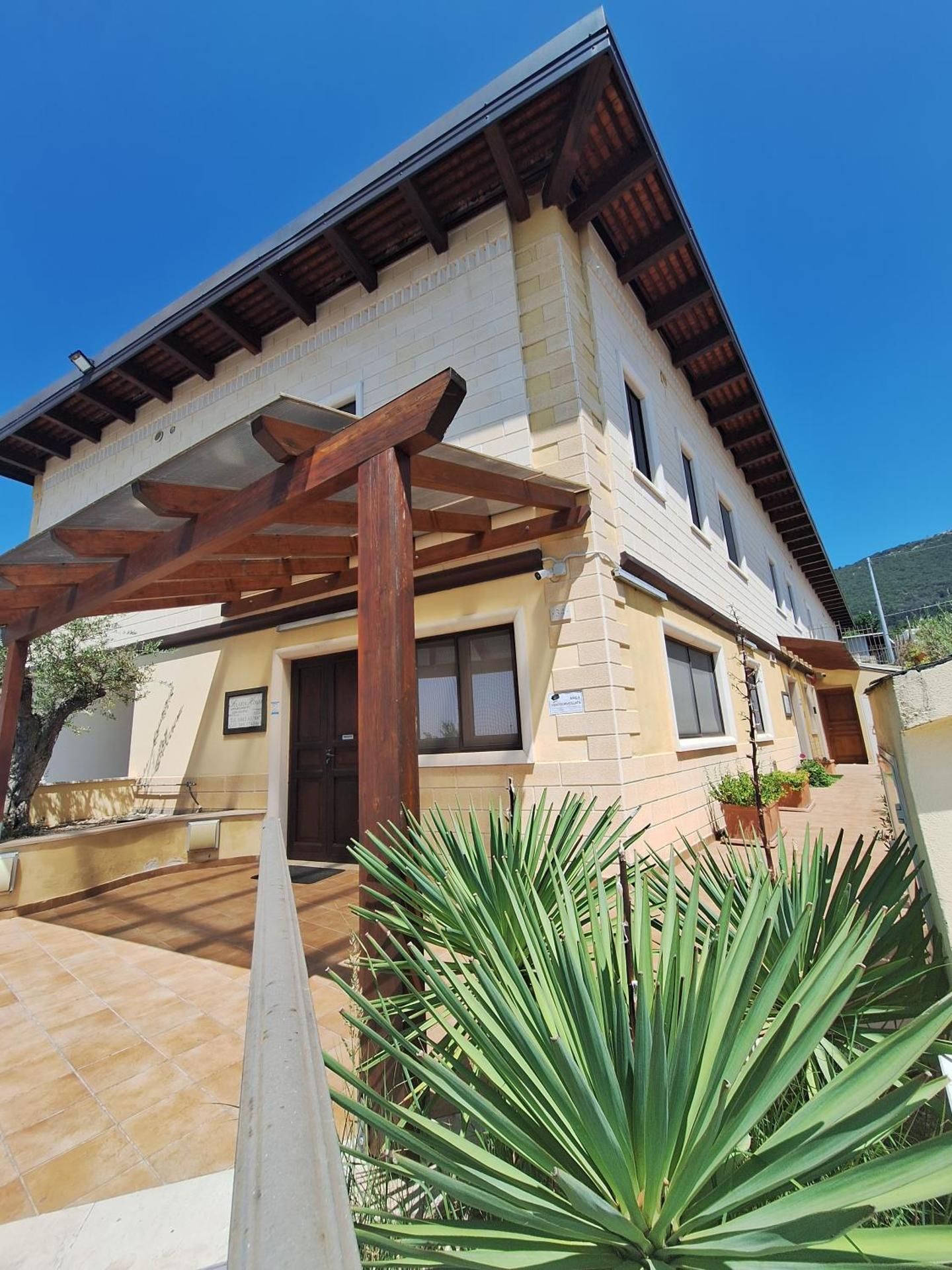 Solaria House appartamenti con cucina a 200 MT dalla Basilica di Padre Pio e 600 MT dall'ospedale Ca