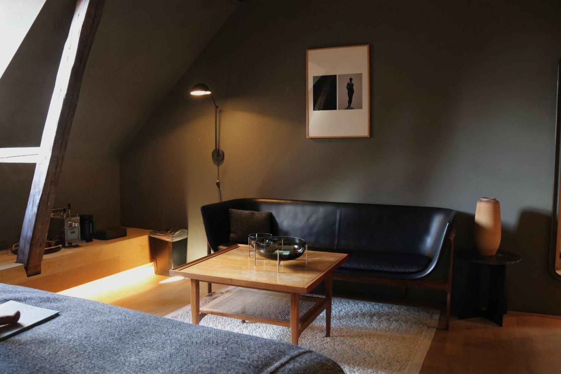 Deluxe Double Room with Shower