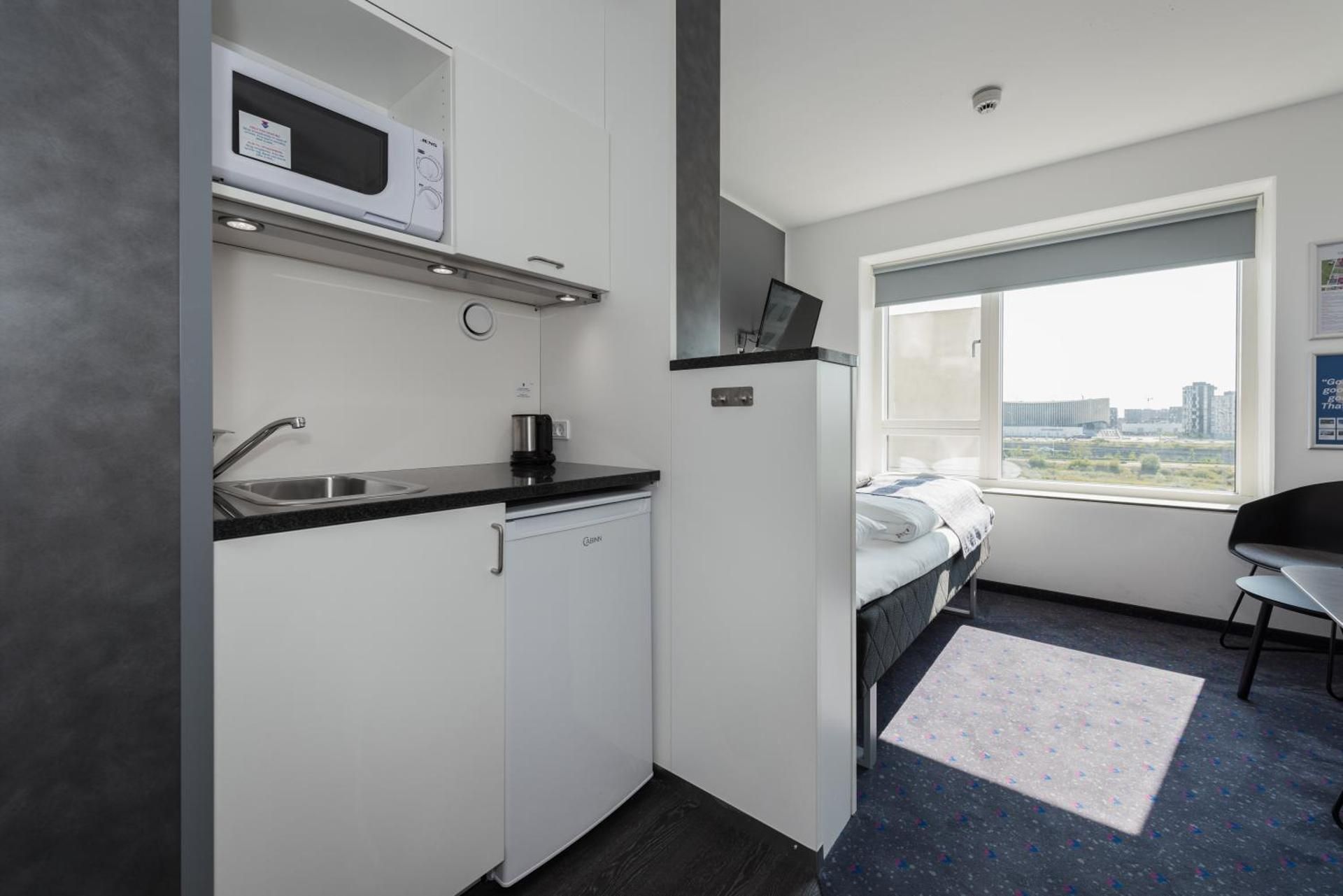 Studio Apartment - 2 Adults