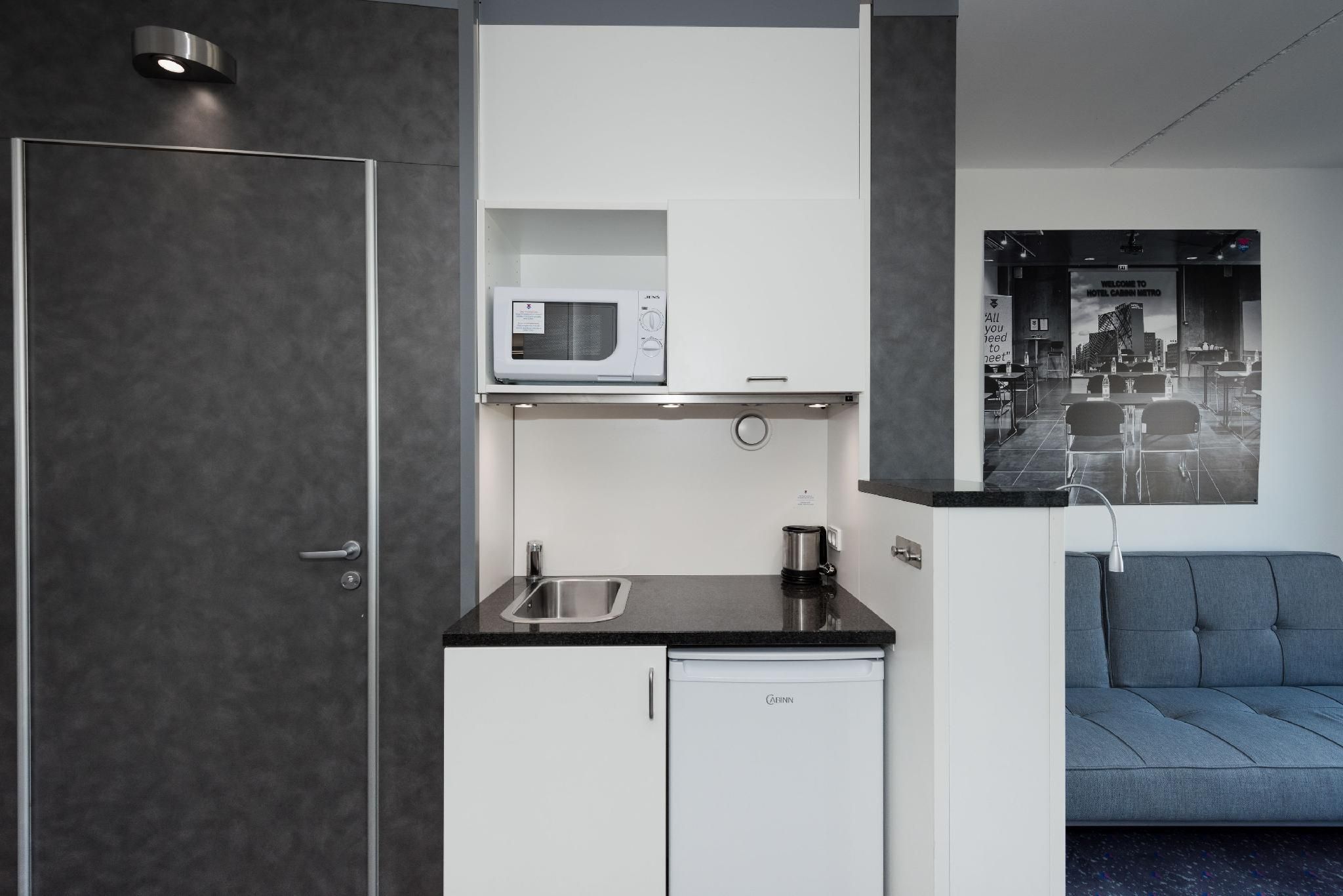 Twin Bed Apartment
