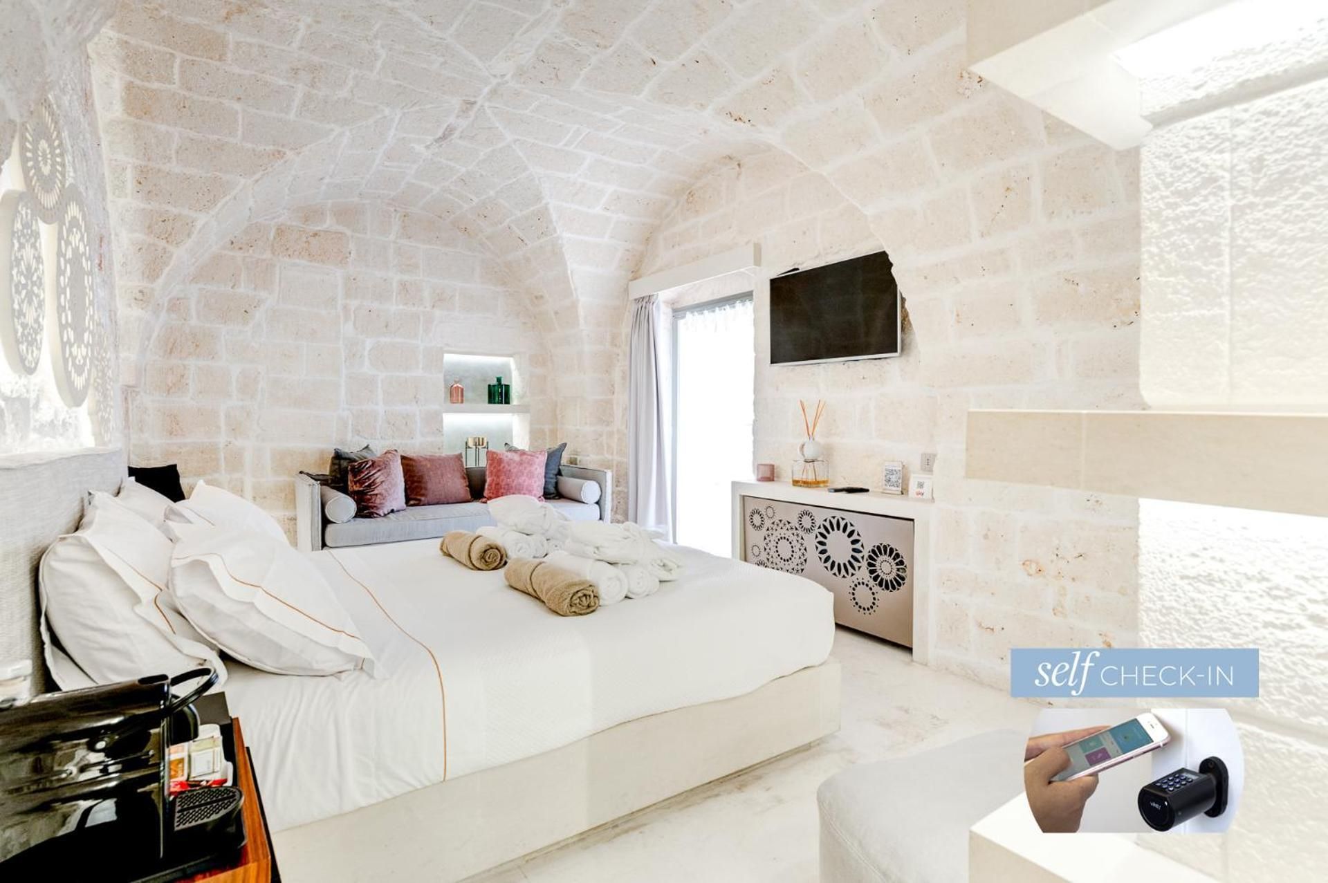 Superior King Room