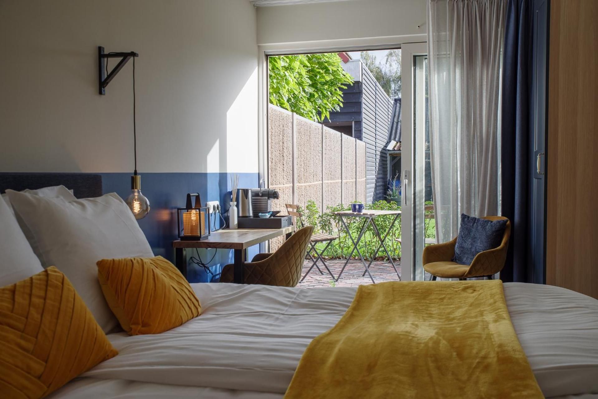 King Room with Garden View