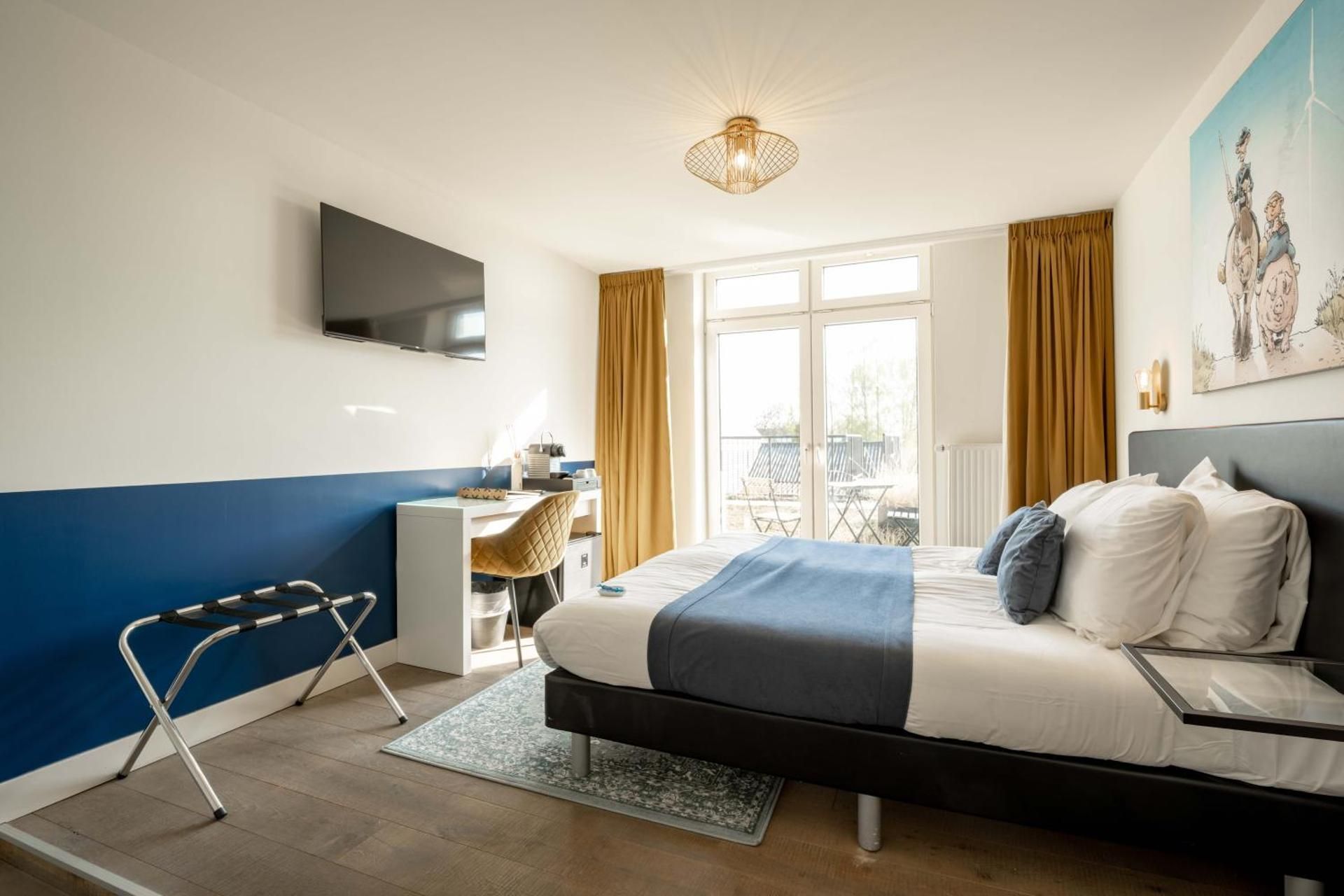 King Room with Balcony