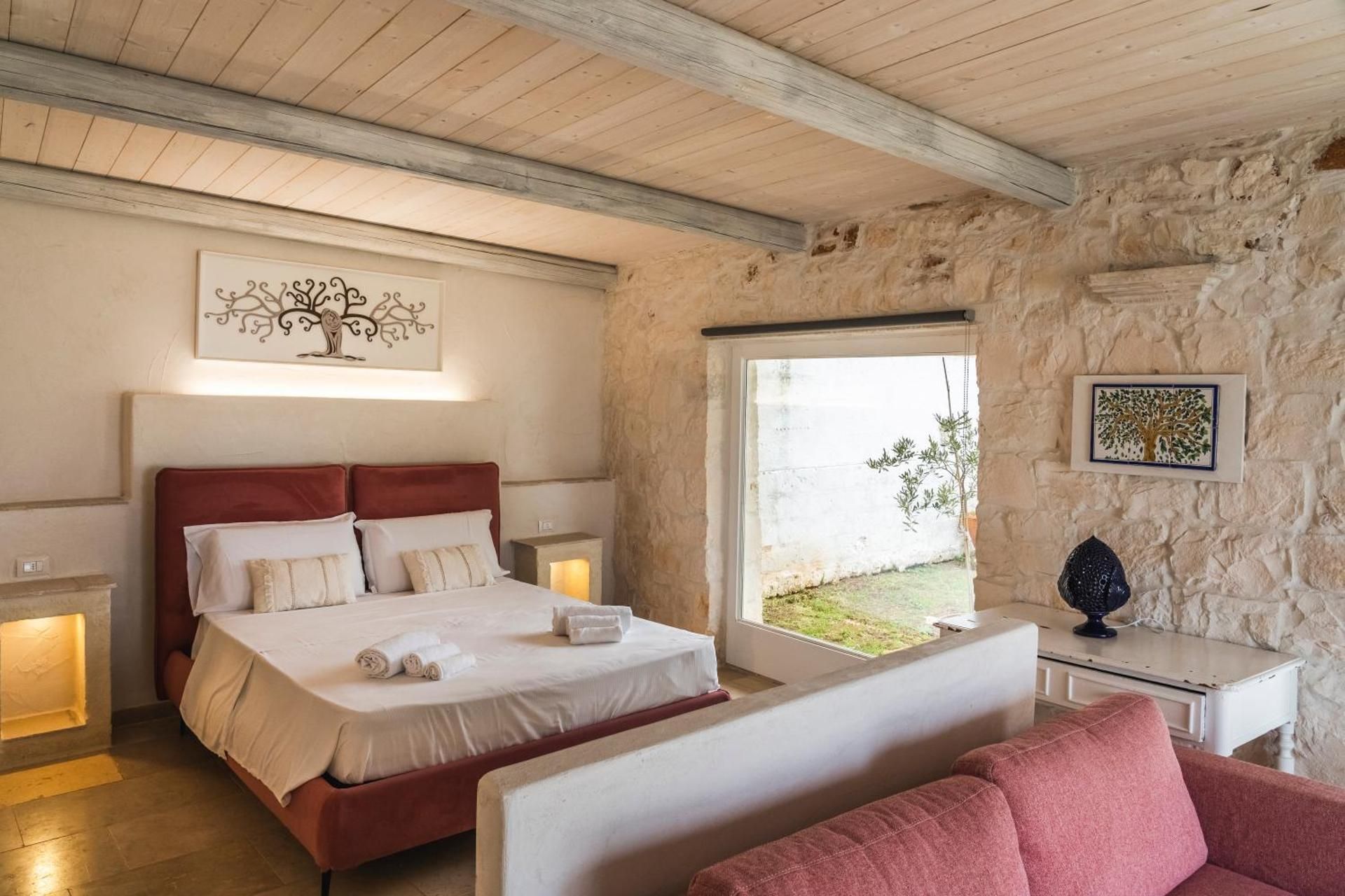 Suite with Garden View