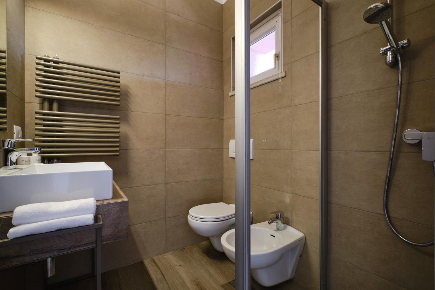 Standard Apartment (3 Adults)